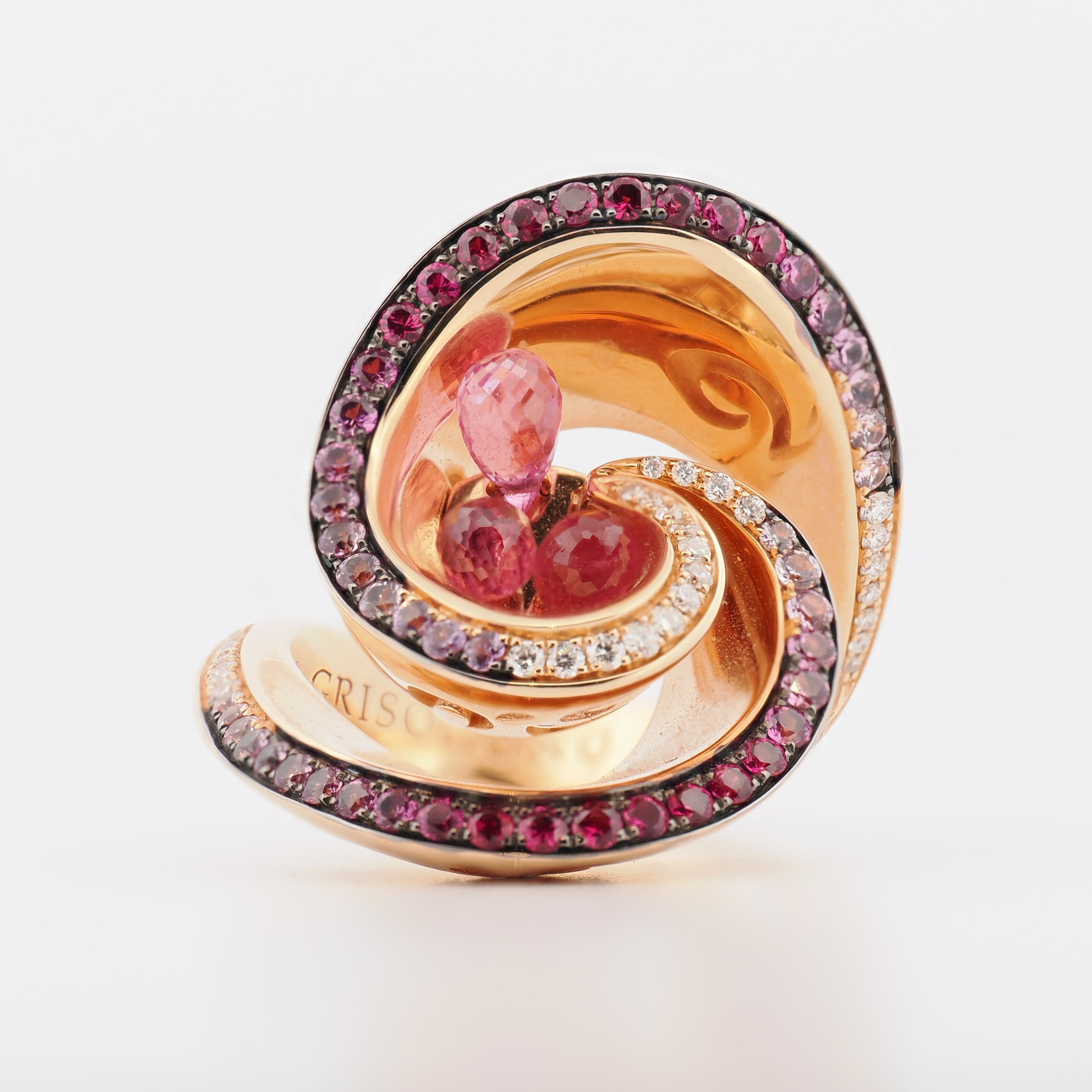 De Grisogono Ring mit pinken Saphiren aus 18k Roségold Spiraldesign