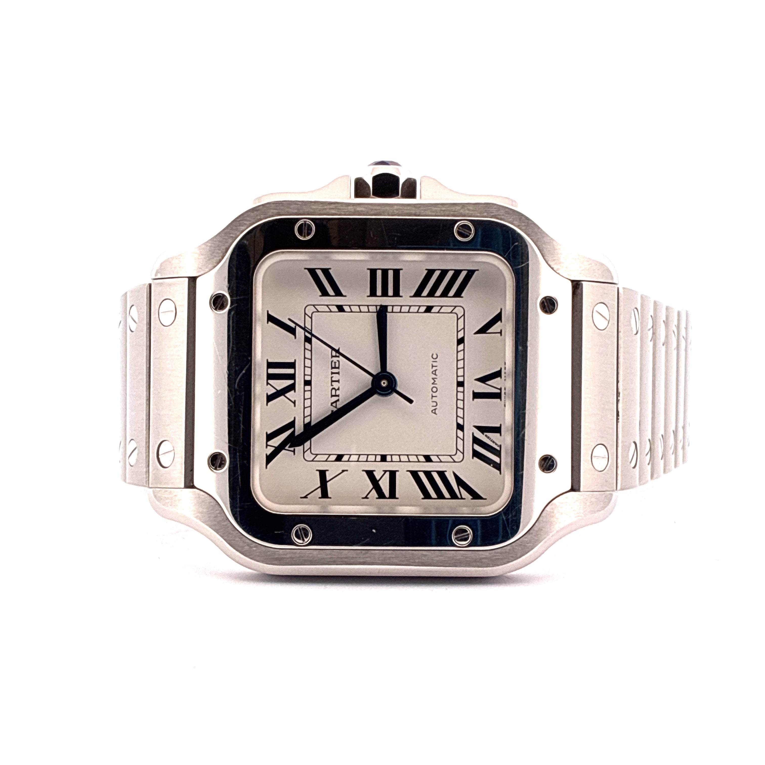 Cartier Santos De Cartier aus Edelstahl mit weißem Zifferblatt und römischen Ziffern Frontalansicht