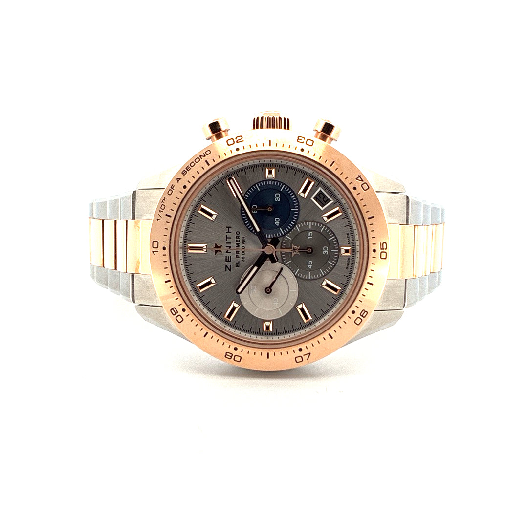 Zenith Chronomaster Sport Bicolor Roségold Frontansicht mit grauem Zifferblatt und bicolor Armband