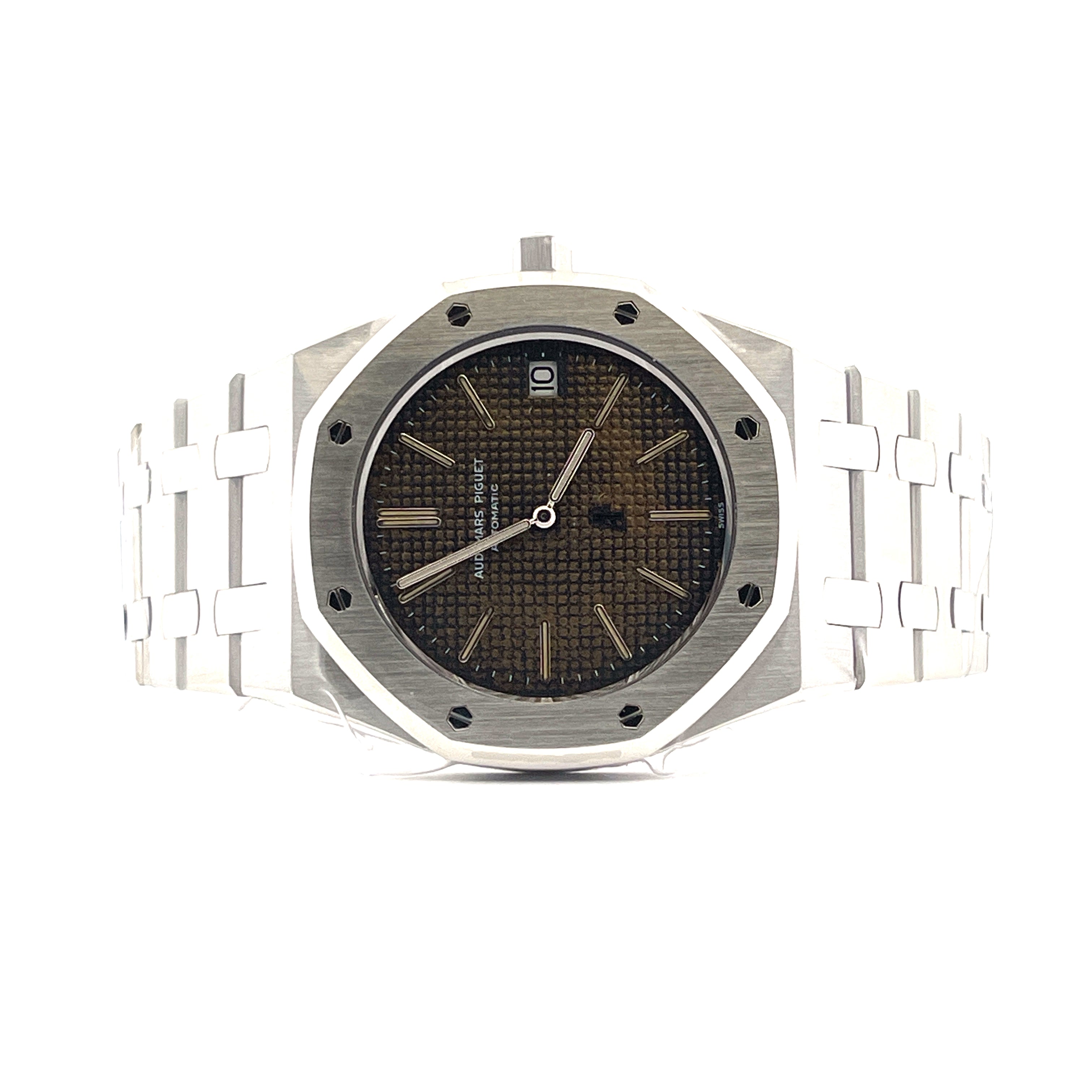 Audemars Piguet Royal Oak Jumbo 5402ST im Frontalansicht mit braunem Zifferblatt