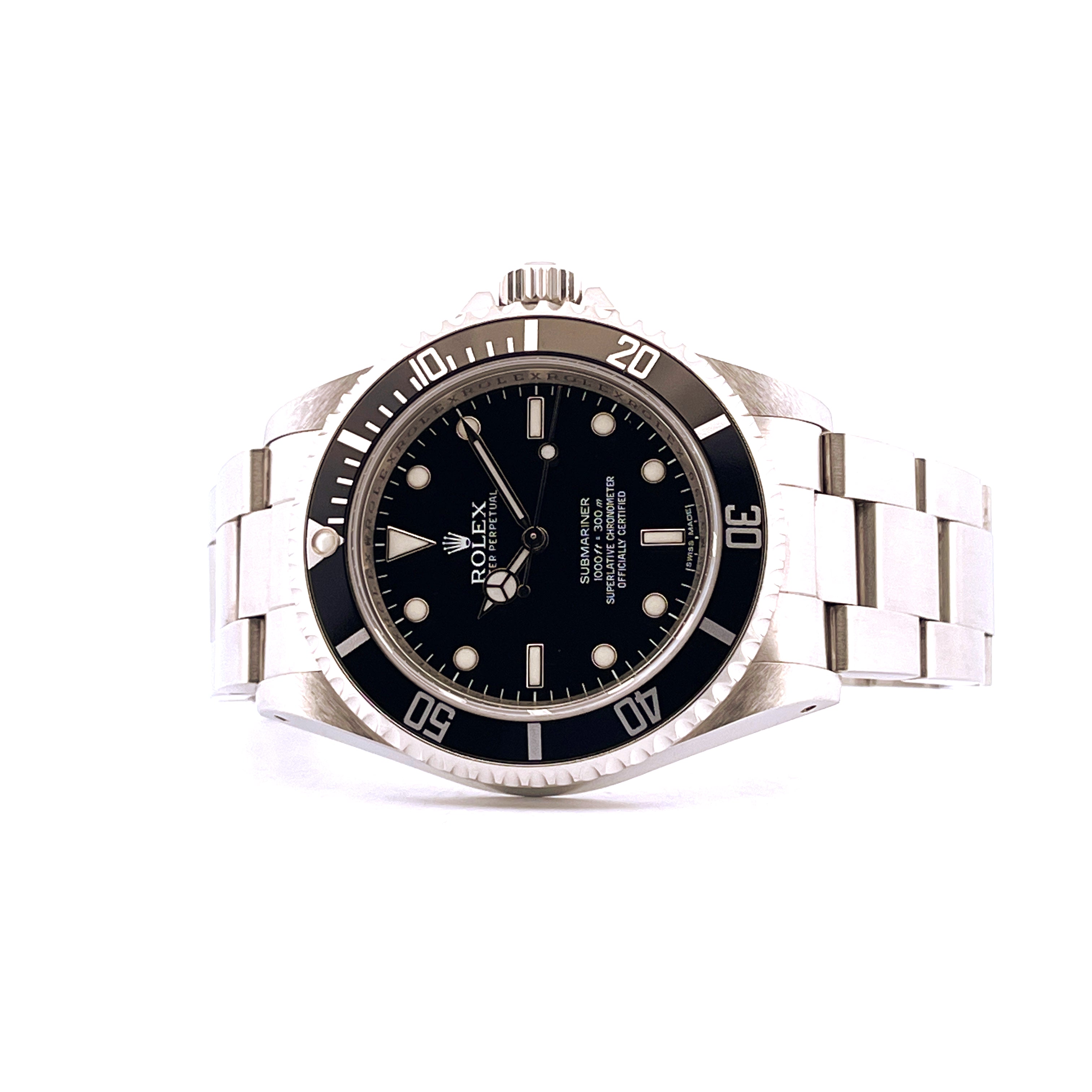 Rolex Submariner 14060M im Detail, Edelstahlgehäuse mit schwarzem Zifferblatt und Lünette