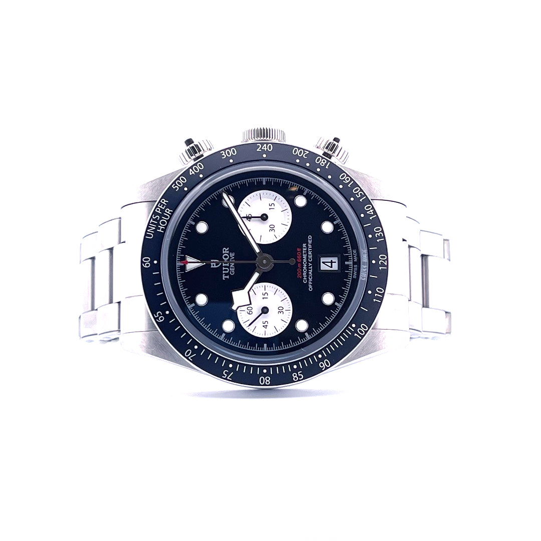Tudor Black Bay Chrono 2021 Stahl Automatik mit blauem Zifferblatt und silbernem Armband frontal