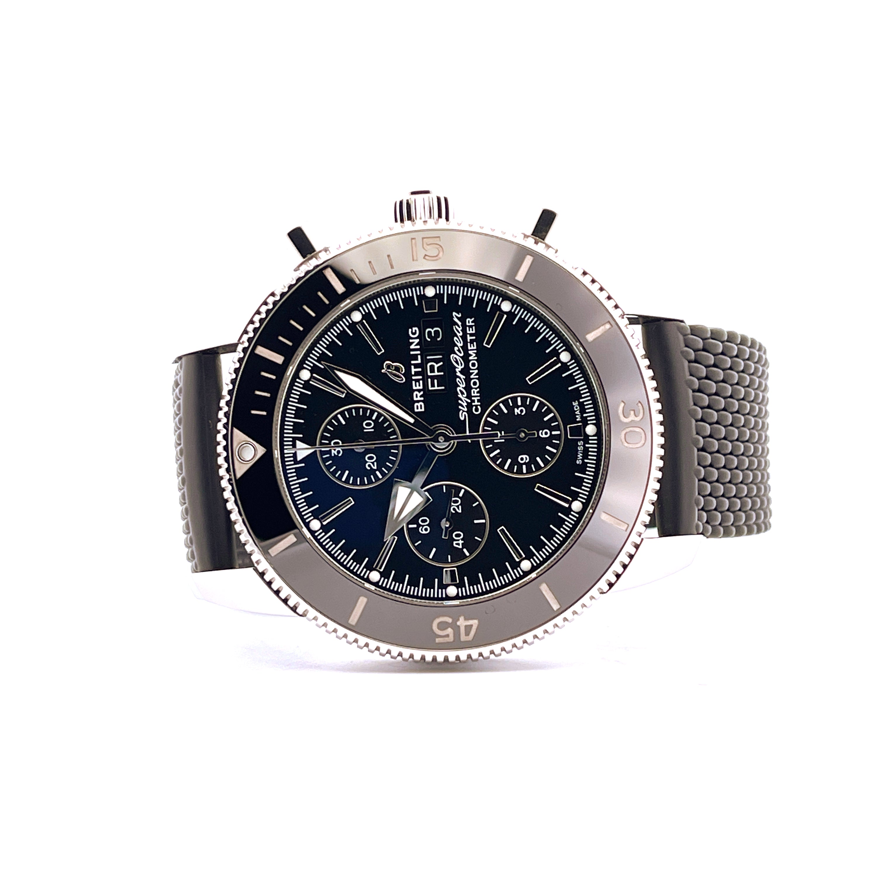 Breitling Superocean Heritage II Chronograph Day Date aus Stahl mit blauem Zifferblatt und grauem Mesh-Armband