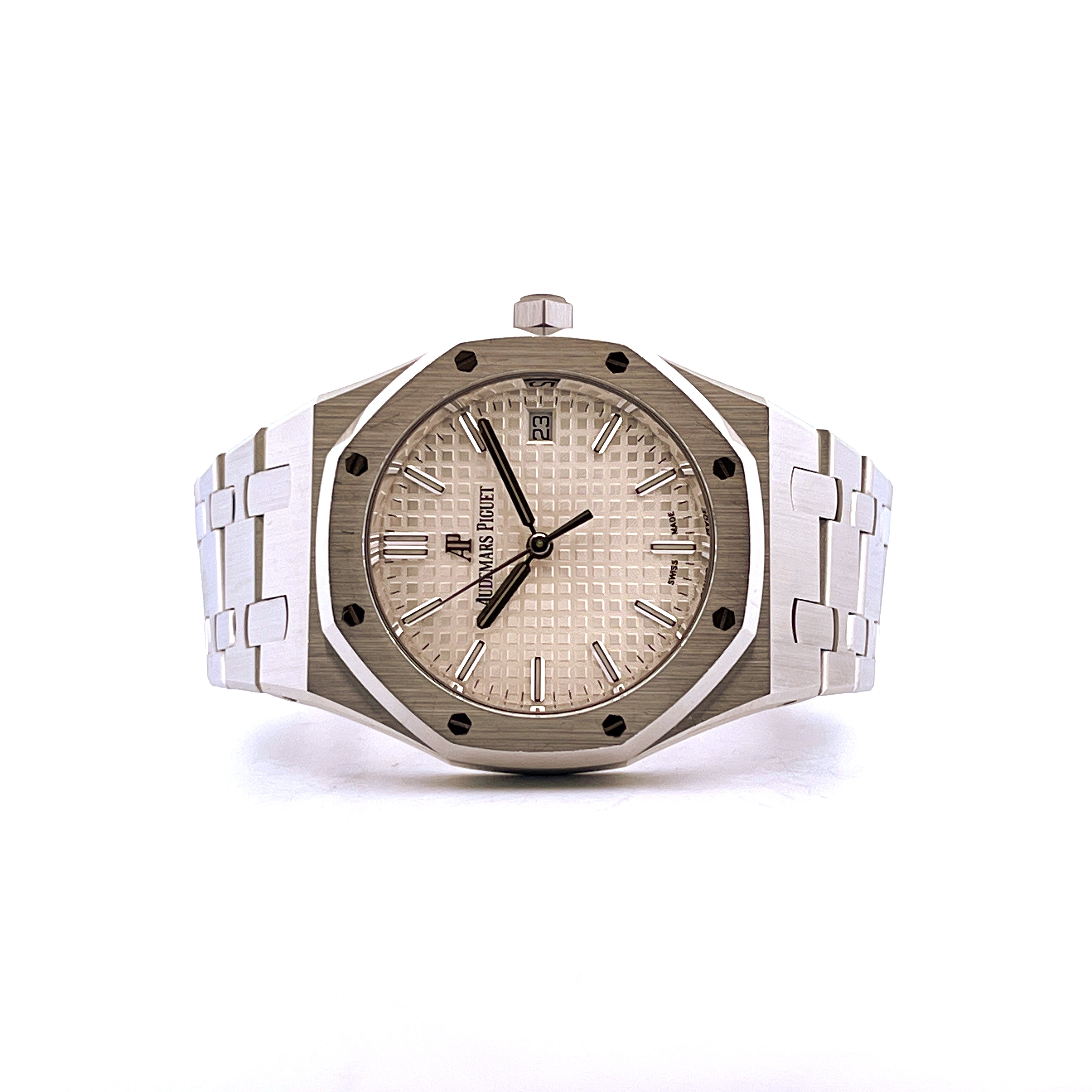 Audemars Piguet Royal Oak Selfwinding 34mm, Edelstahluhr mit silbernem Zifferblatt und Armband, Frontansicht