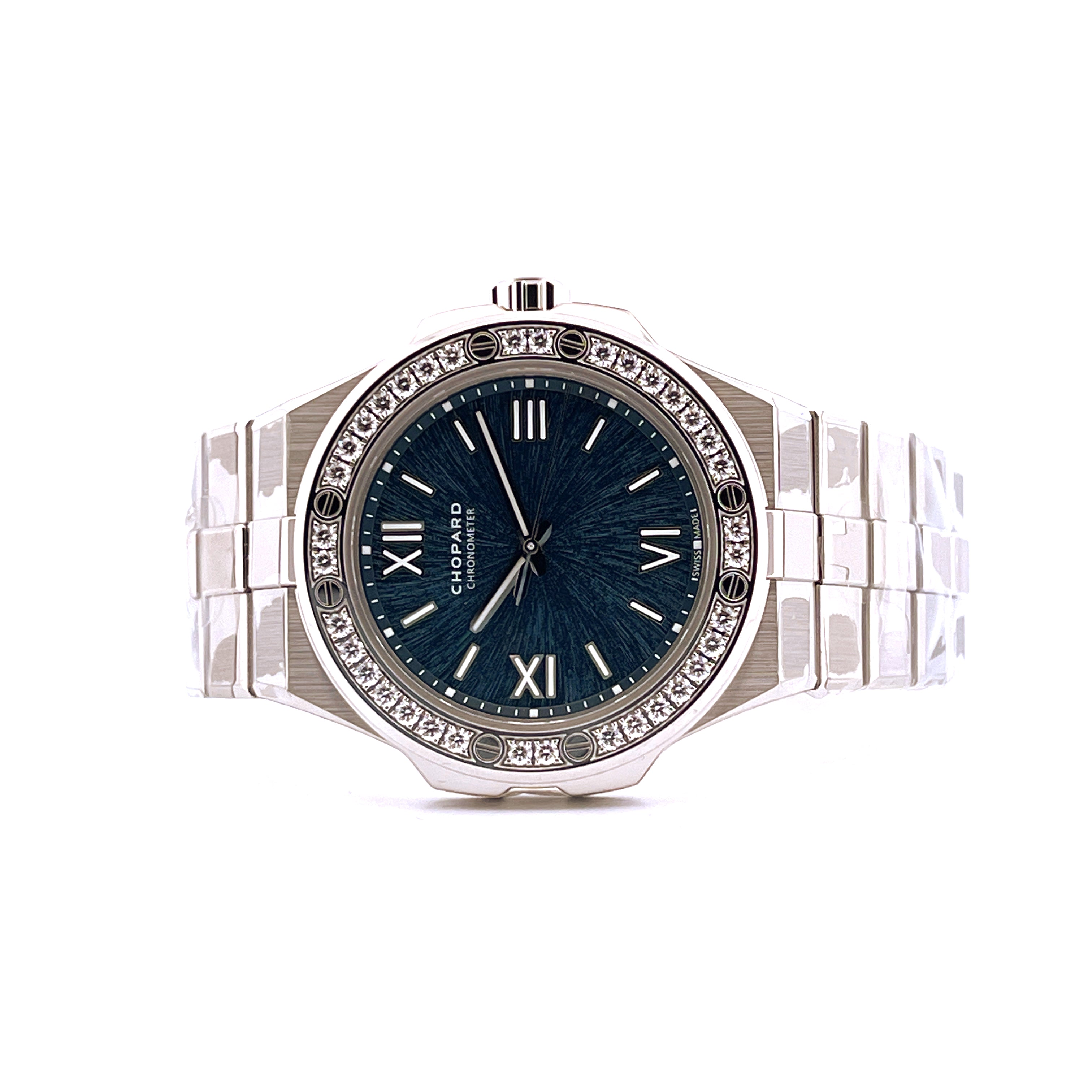 Chopard Alpine Eagle 33mm aus Edelstahl mit besetzter Lünette und blauem Zifferblatt