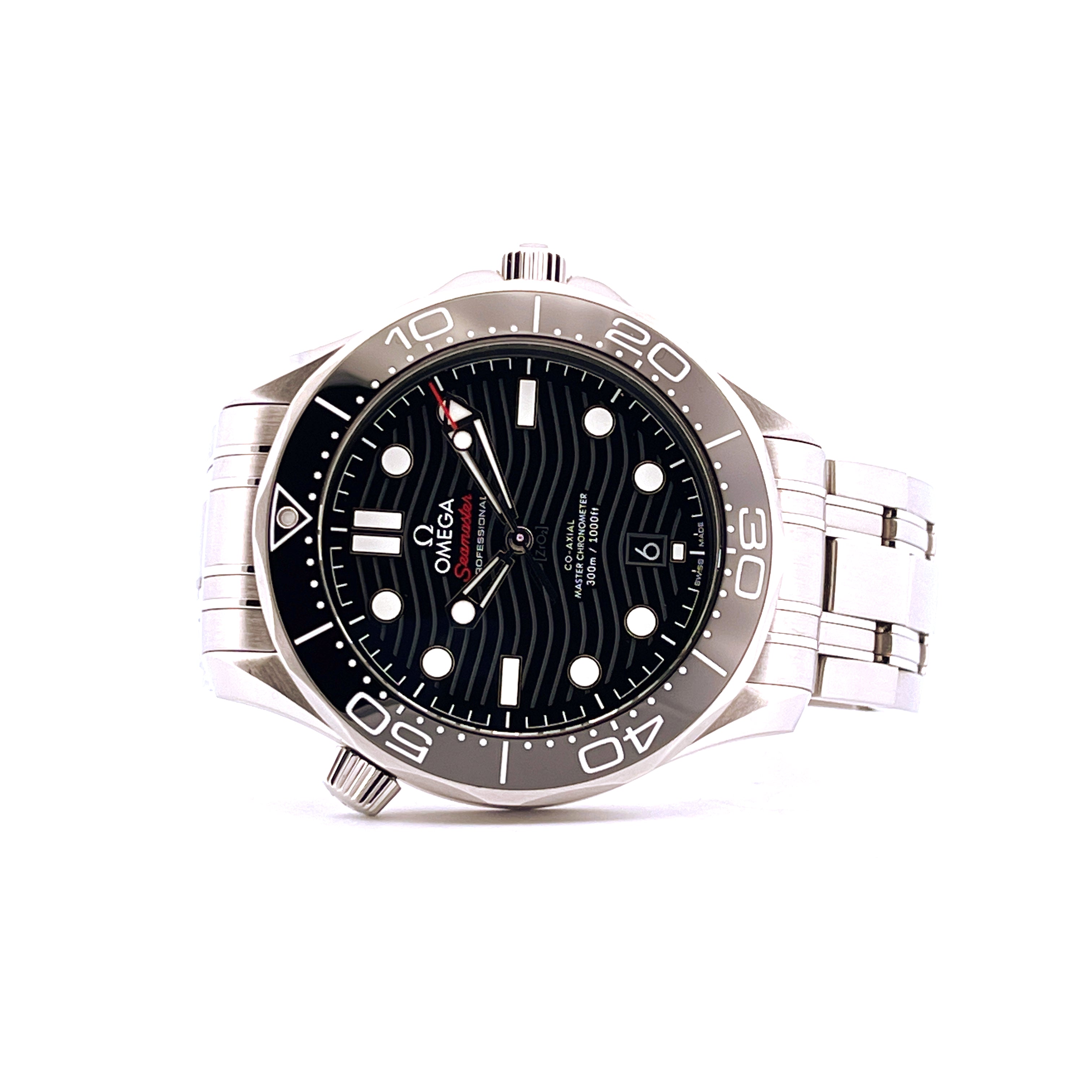Omega Seamaster Diver 300 M aus Edelstahl mit schwarzem Zifferblatt und Wellenmuster