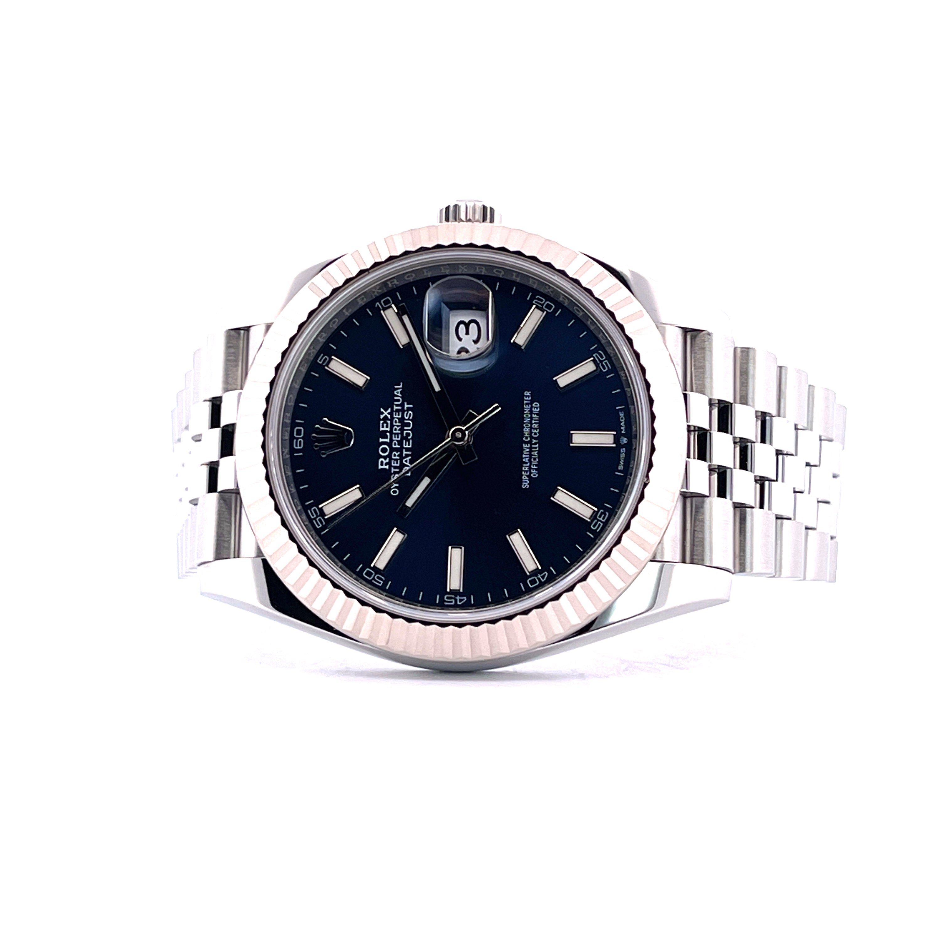 Rolex Datejust 41 mit blauem Zifferblatt und Stahlarmband im Jupil-Stil Frontalansicht