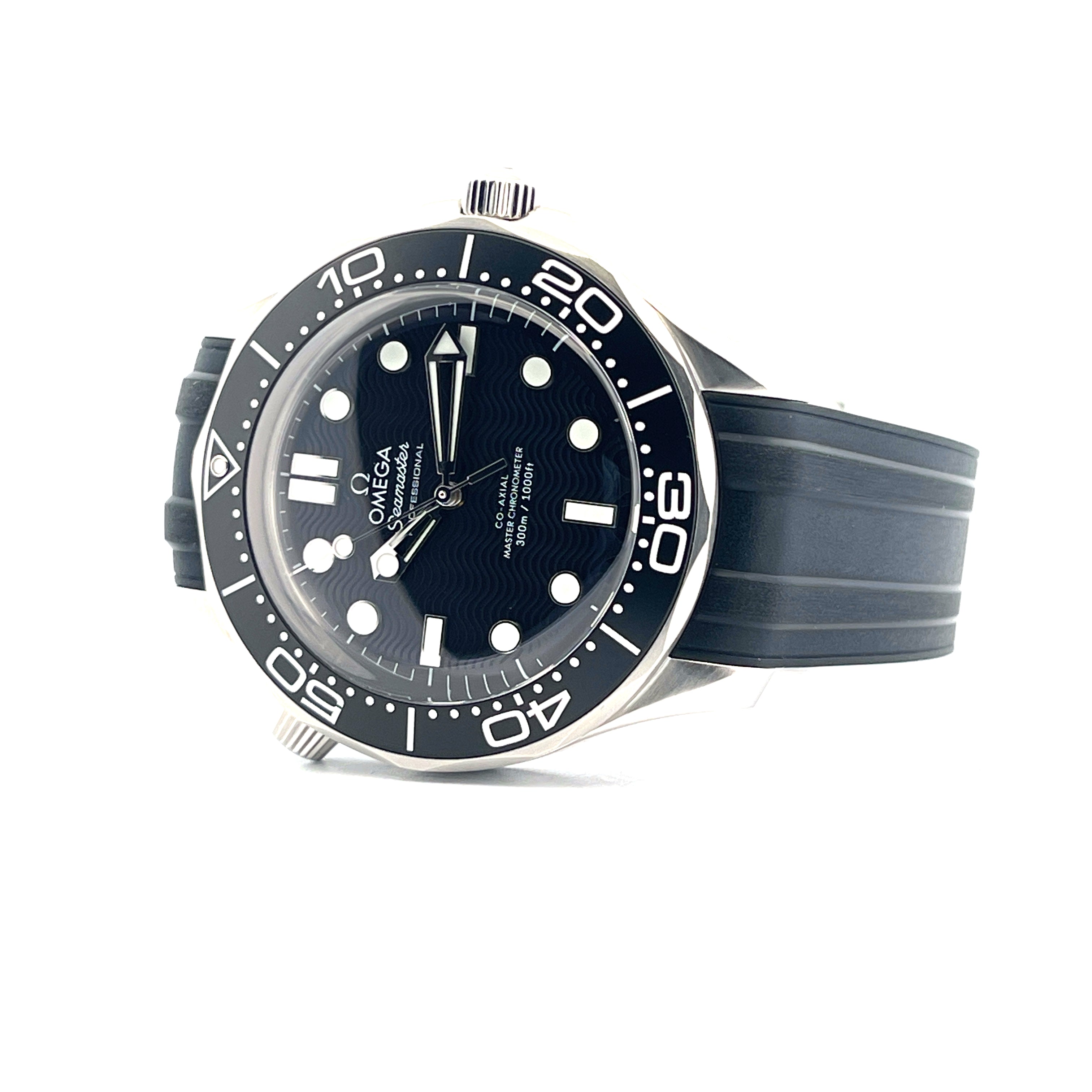 Seamaster Diver 300 No Date / like new / incl Milanaise Bracelet -2025-