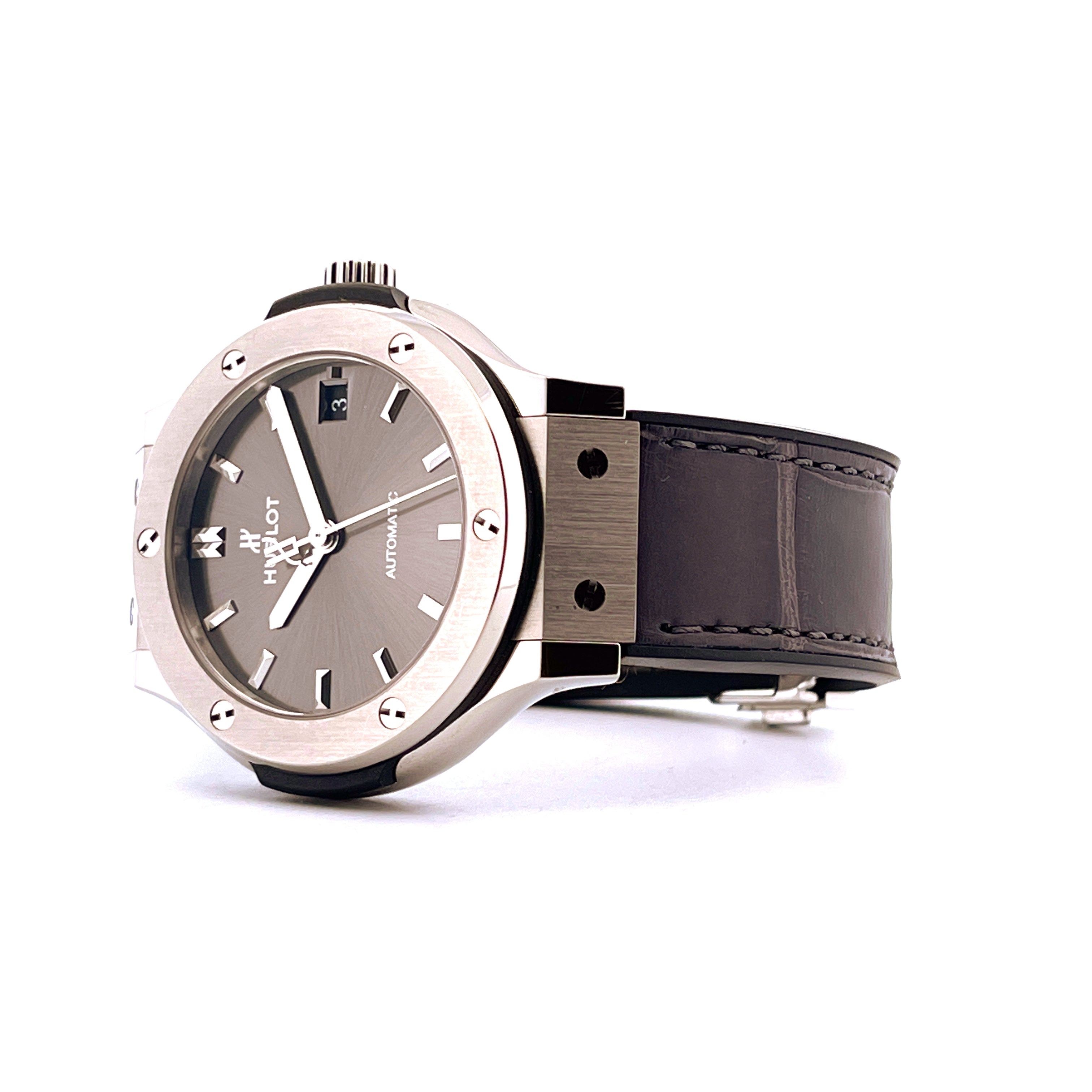 Hublot Classic Fusion 38mm Titan Automatik mit grauem Zifferblatt und Lederarmband