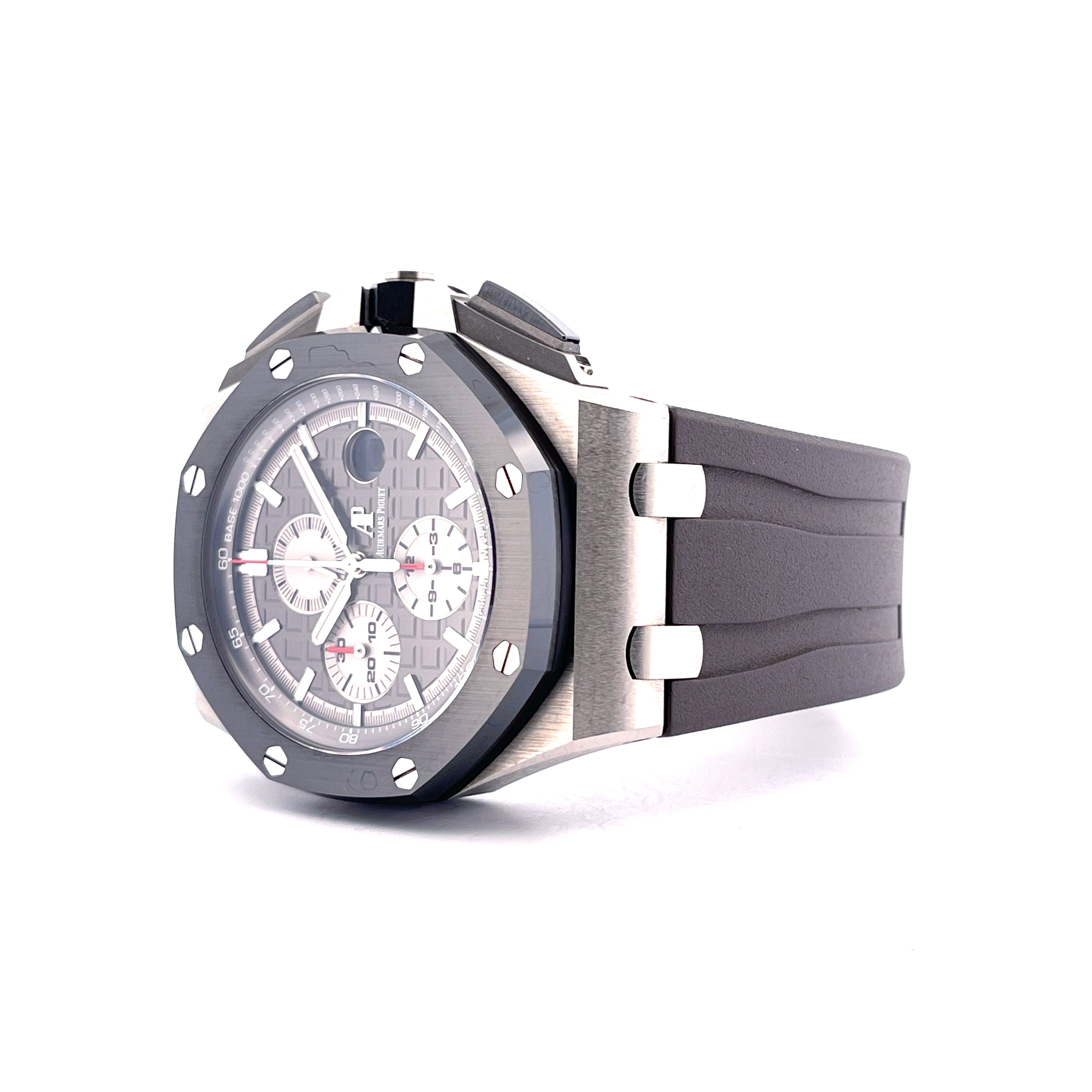 Audemars Piguet Royal Oak Offshore Chronograph 44 mm Titan mit grauem Zifferblatt und schwarzem Kautschukband
