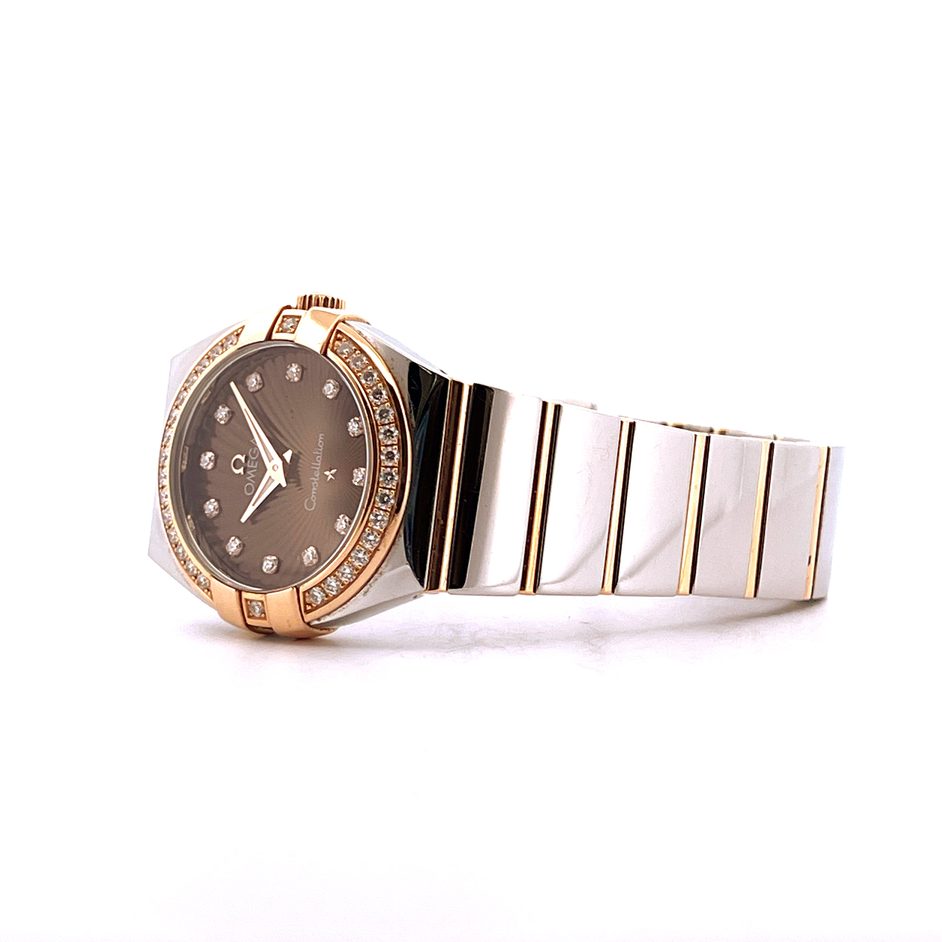 Omega Constellation Quartz braunes Zifferblatt mit Roségold und Diamanten, Stahlarmband mit Roségold-Akzenten