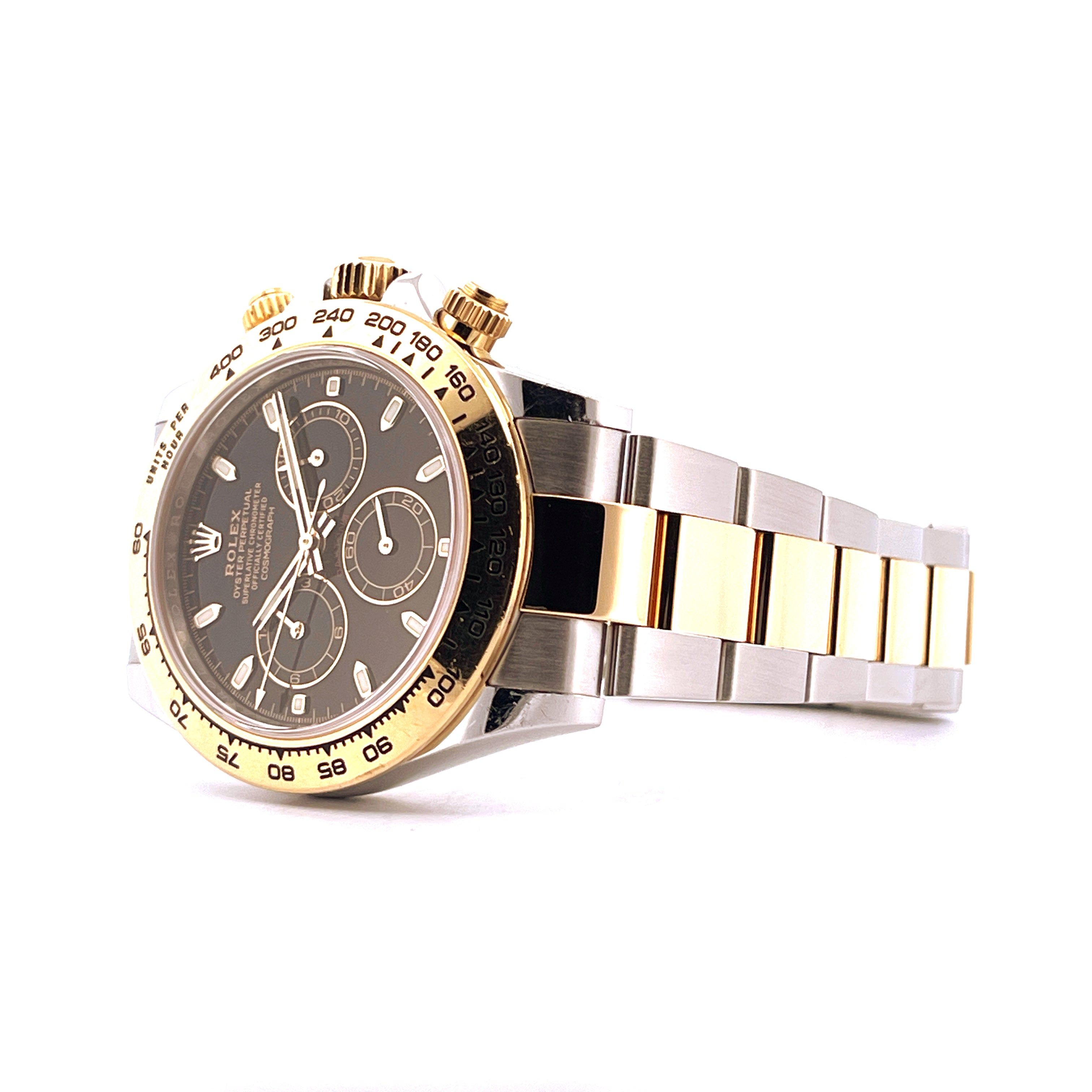Rolex Daytona 116503 Stahl-Gold im Profil auf weißem Hintergrund mit schwarzem Zifferblatt und gold-silbernem Armband