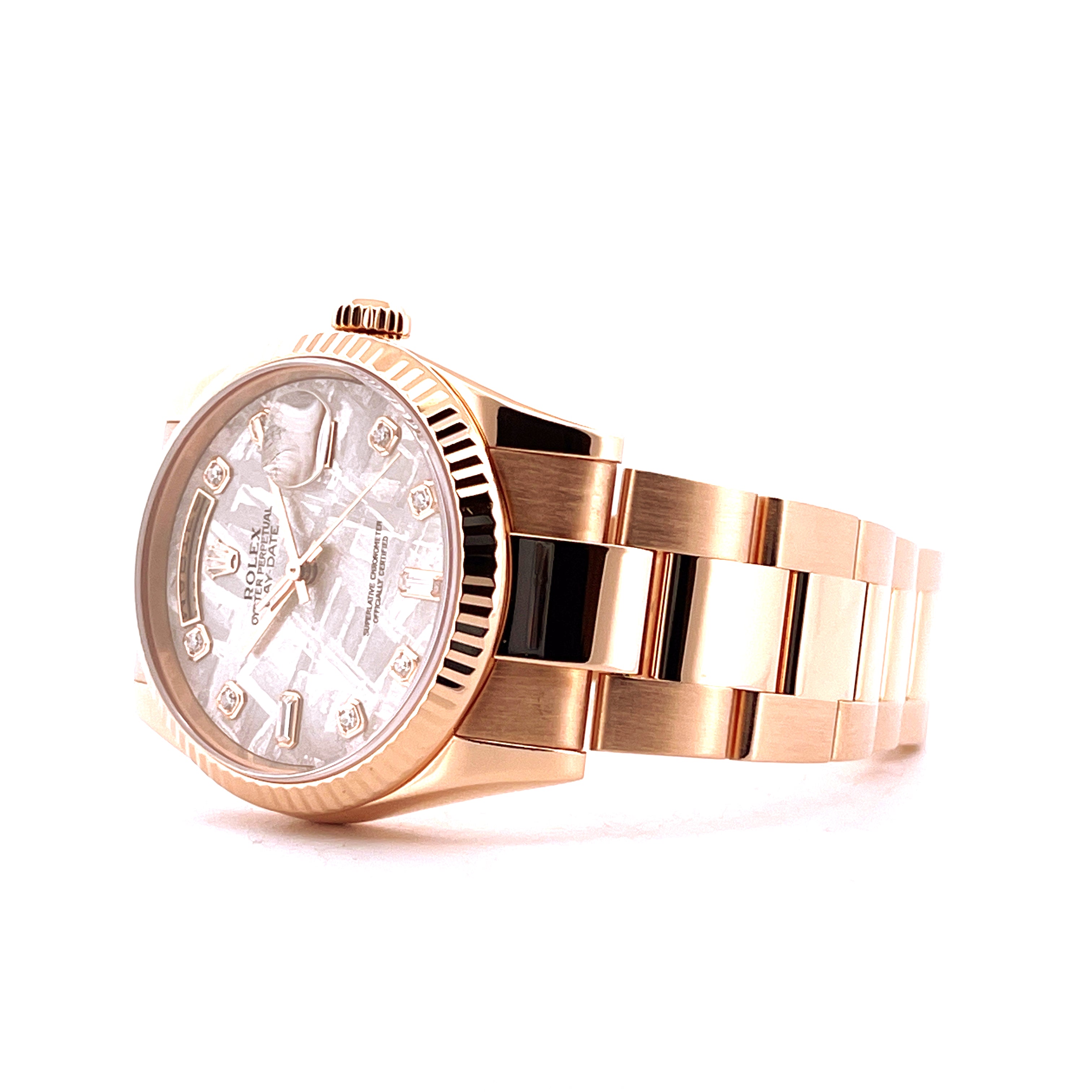 Rolex Day-Date 36 Meteorit Roségold von der Seite, detaillierte Ansicht des Zifferblatts