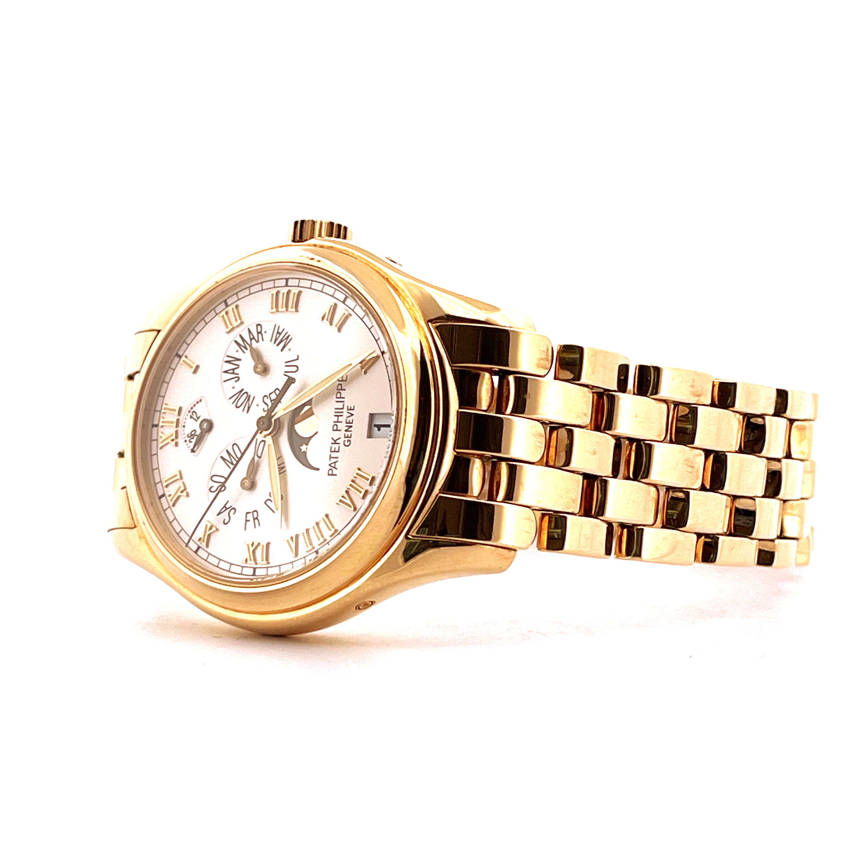 Patek Philippe Annual Calendar 5036/1J Gelbgold Herrenuhr mit Mondphasenanzeige im Seitenprofil auf weißem Hintergrund