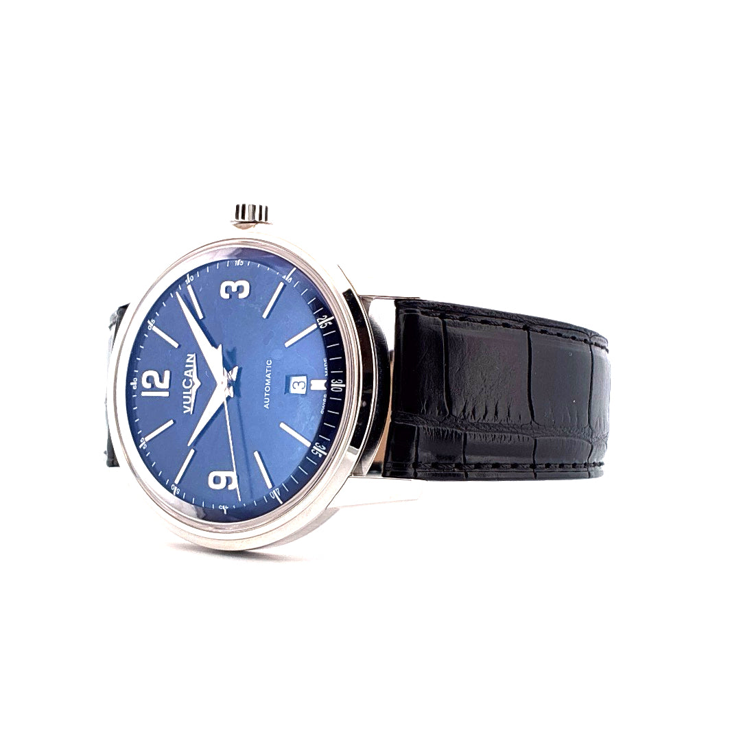 Vulcain 50s Presidents Watch Automatik mit blauem Zifferblatt und schwarzem Lederarmband aus Edelstahl