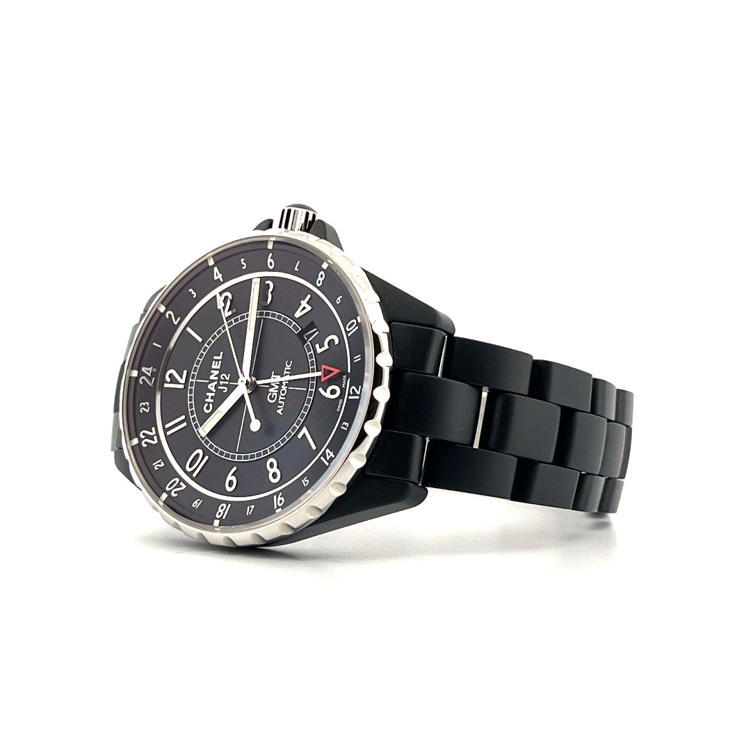 Chanel J12 GMT Automatik Keramik matt schwarz mit schwarzem Gliederarmband und Datumsanzeige