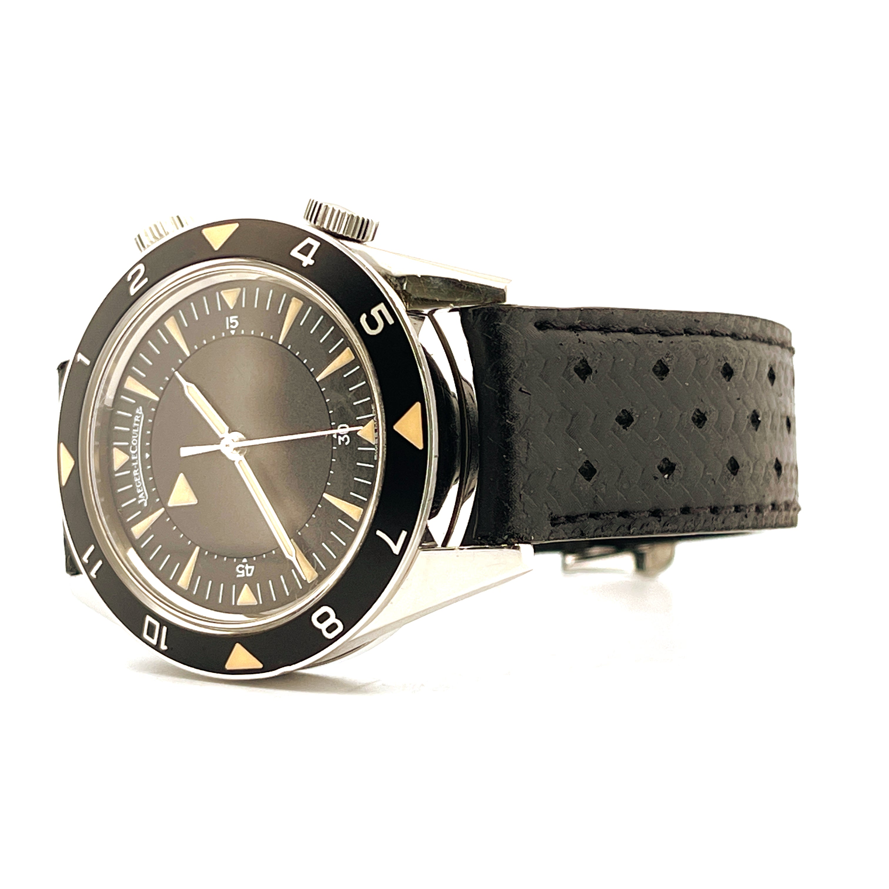 Jaeger Le Coultre Memovox Tribute To Deep Sea (2012) Seitenansicht mit schwarzem Lederarmband