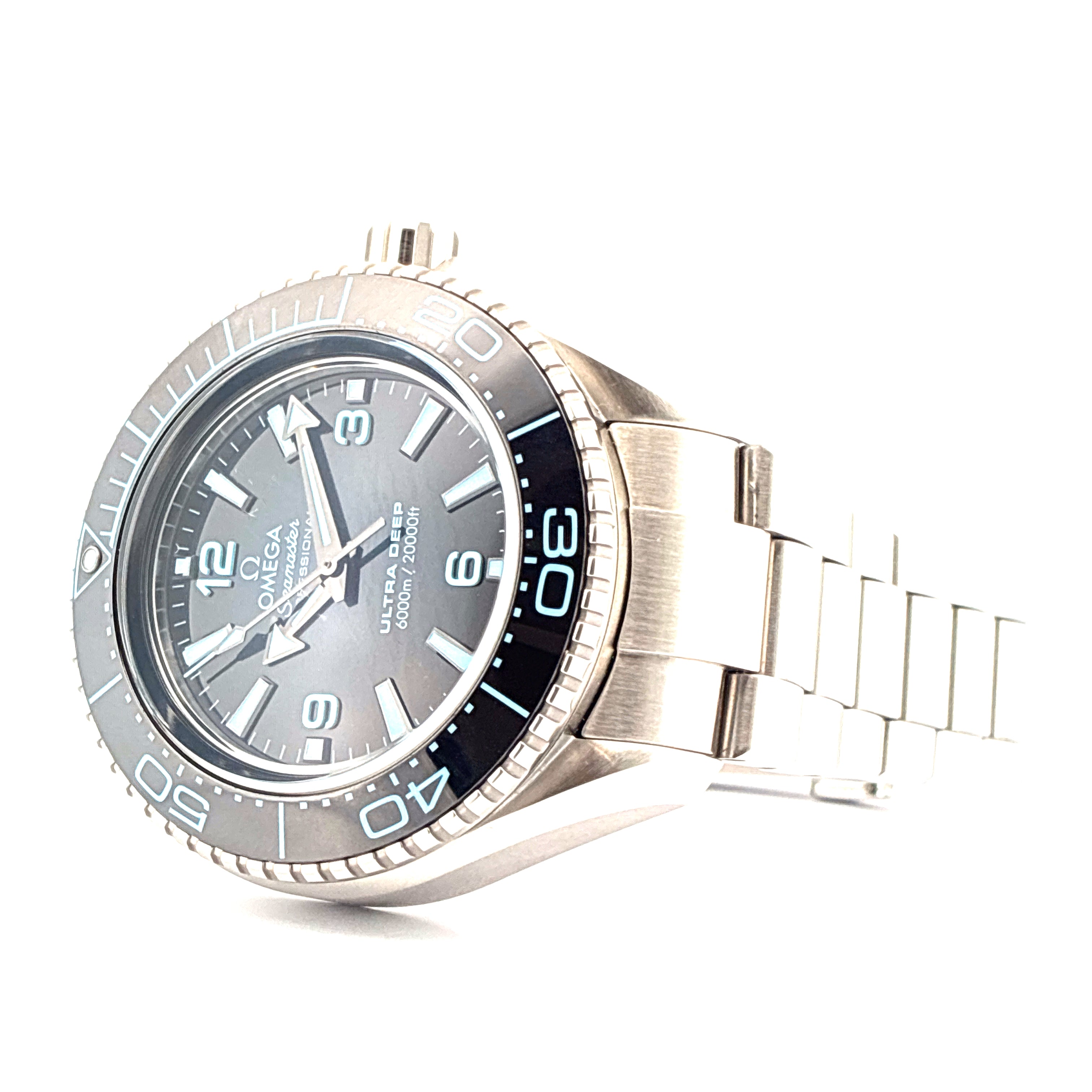 Seamaster Ultra Deep 6000M / very good condt. / Stainless steel / Full-Set / 2025 / 4 years Omega guarantee