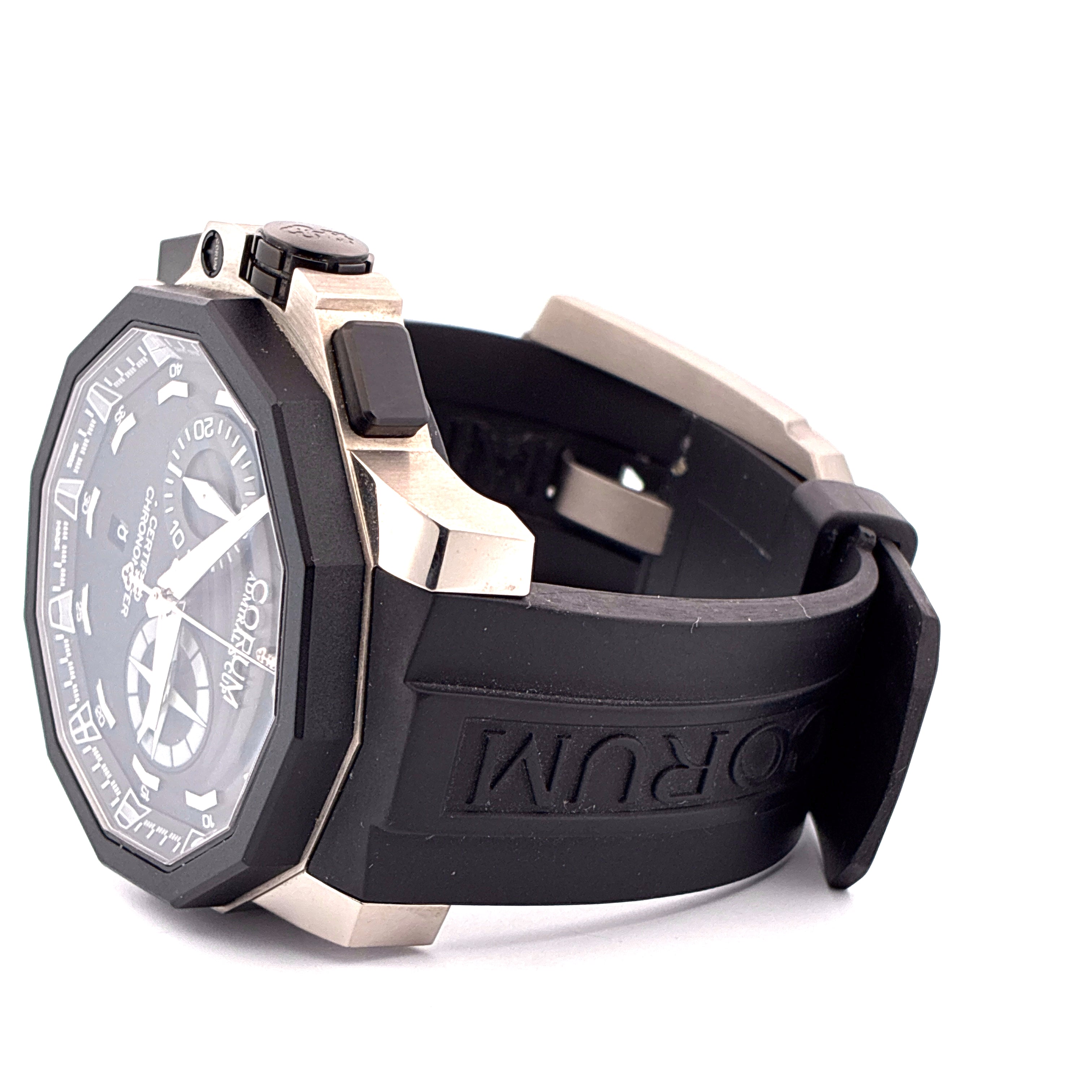 Corum Admiral's Cup Seafender 50 Chrono LHS Chronograph Titan mit schwarzem Kautschukband