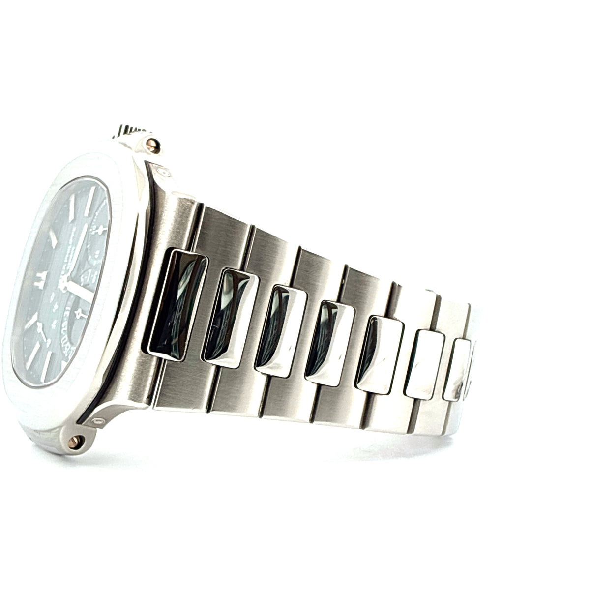 Nautilus / Service 2025 / Stainless steel / Box & Papers / 2007