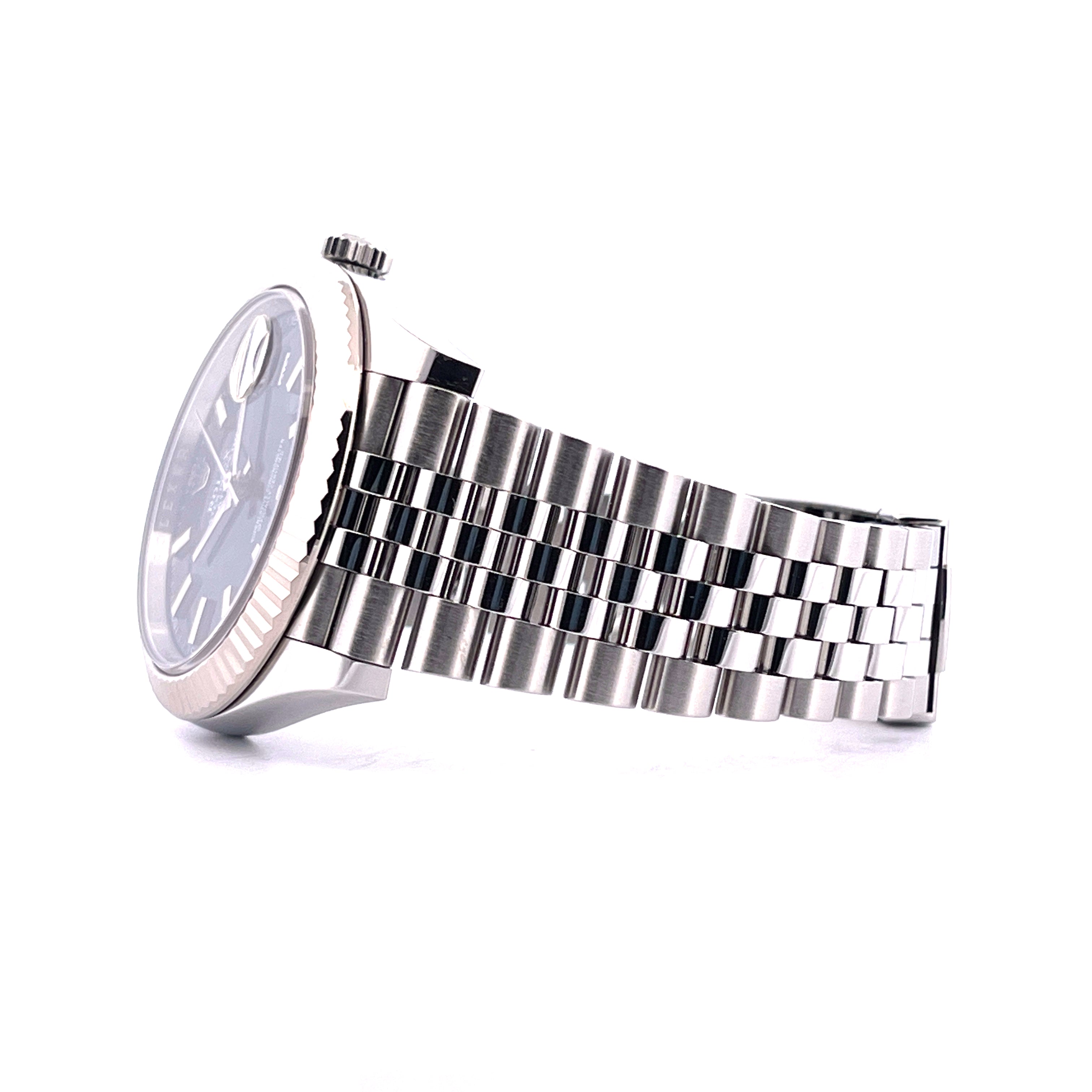 Rolex Datejust 41 mit blauem Zifferblatt und Jubilee-Armband in Stahl, Seitenansicht, sehr guter Zustand