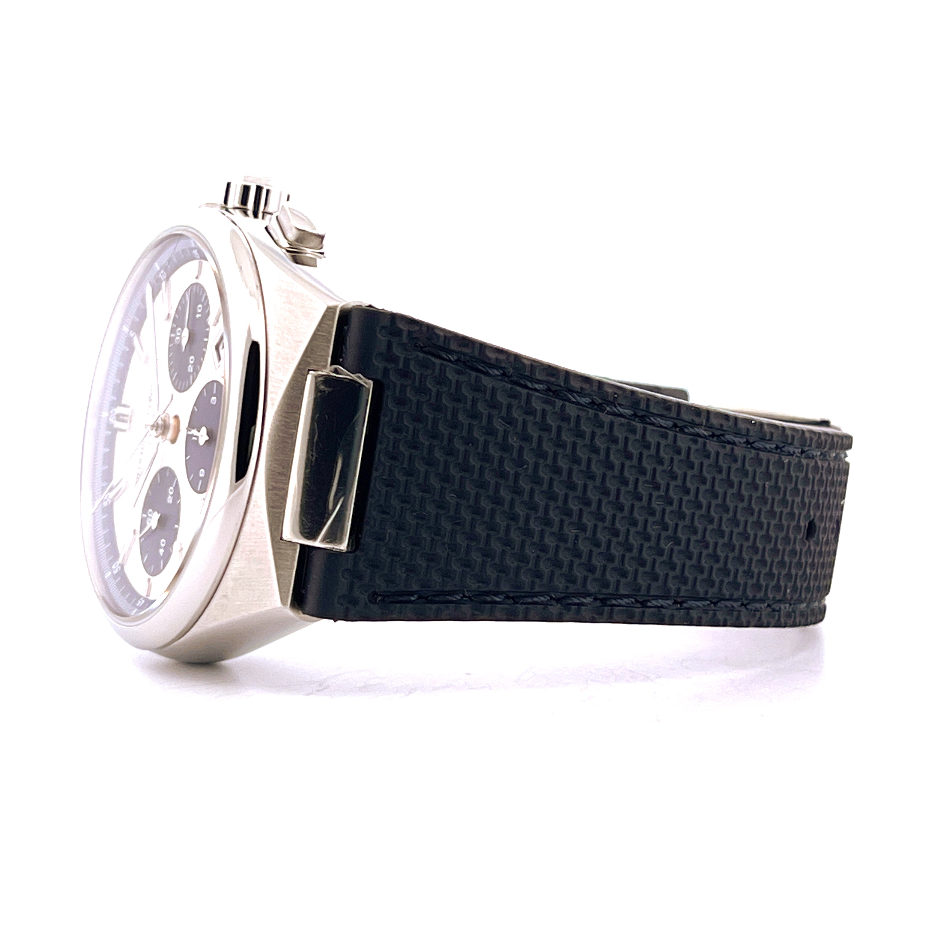 Seitenansicht der Frederique Constant Highlife Chronograph mit silbernem Gehäuse und schwarzem Armband