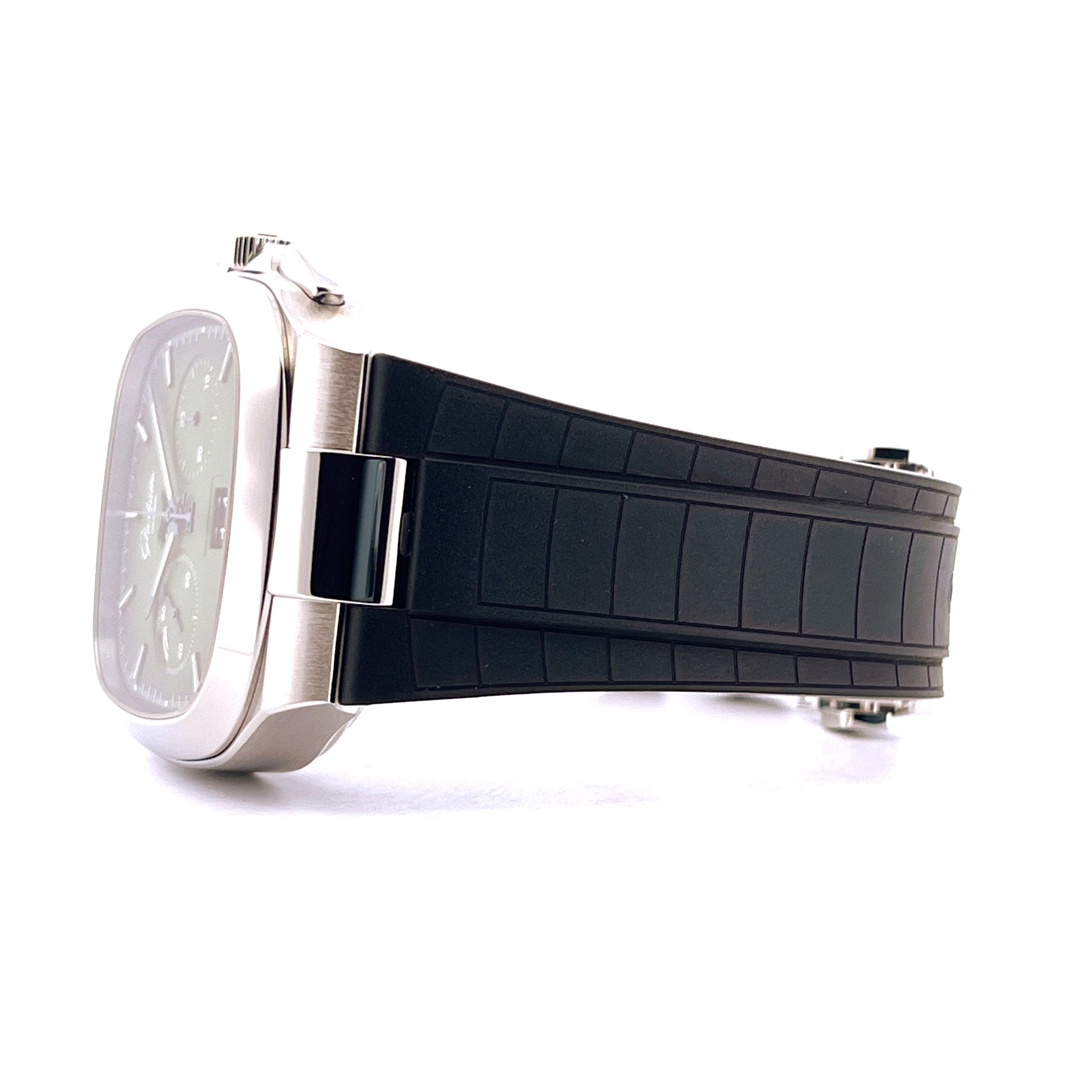 Glashütte Original Seventies Chronograph Panoramadatum Seitenansicht Edelstahlgehäuse mit schwarzem Kautschukband