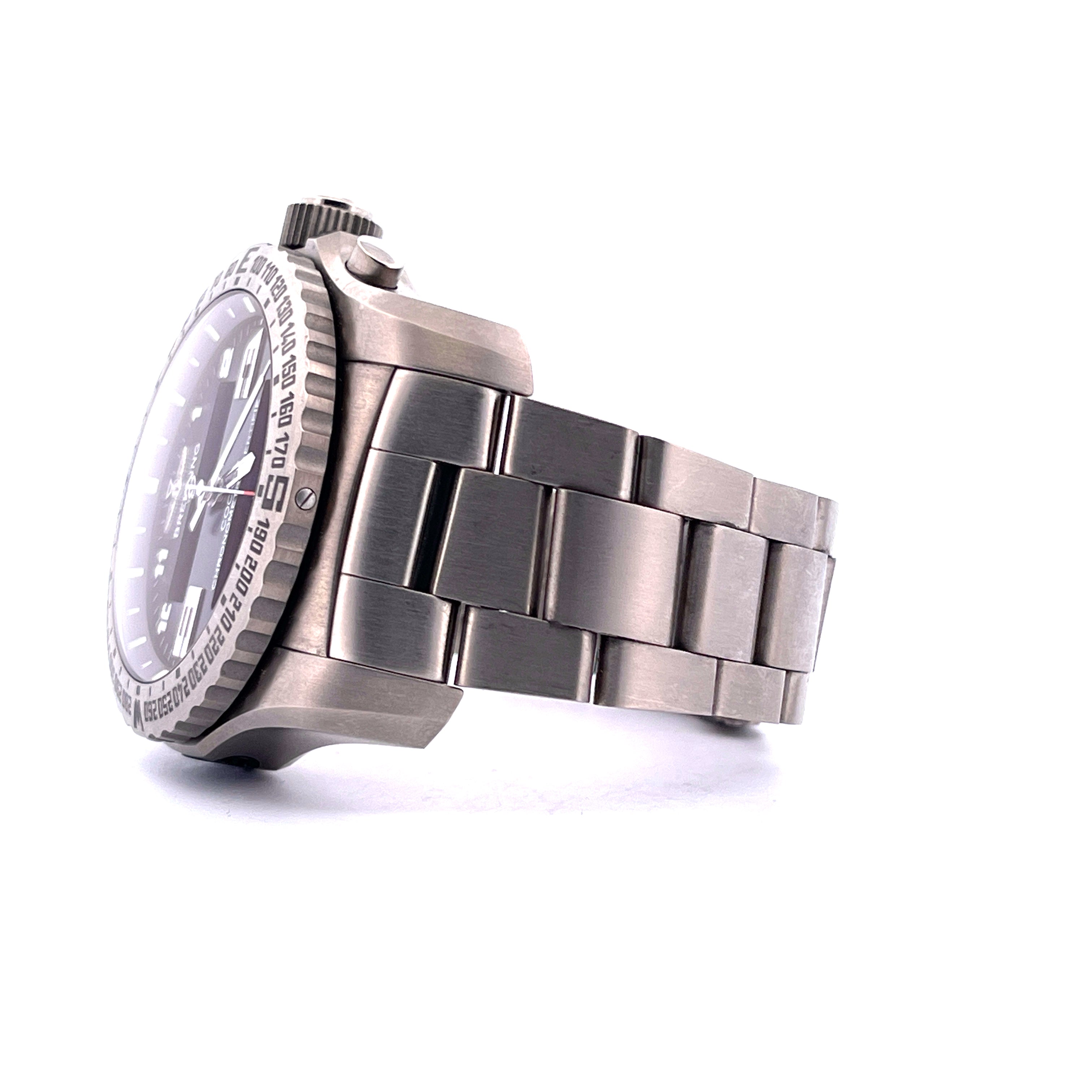 Breitling - Breitling Cockpit B50 - Juwelier Spliedt