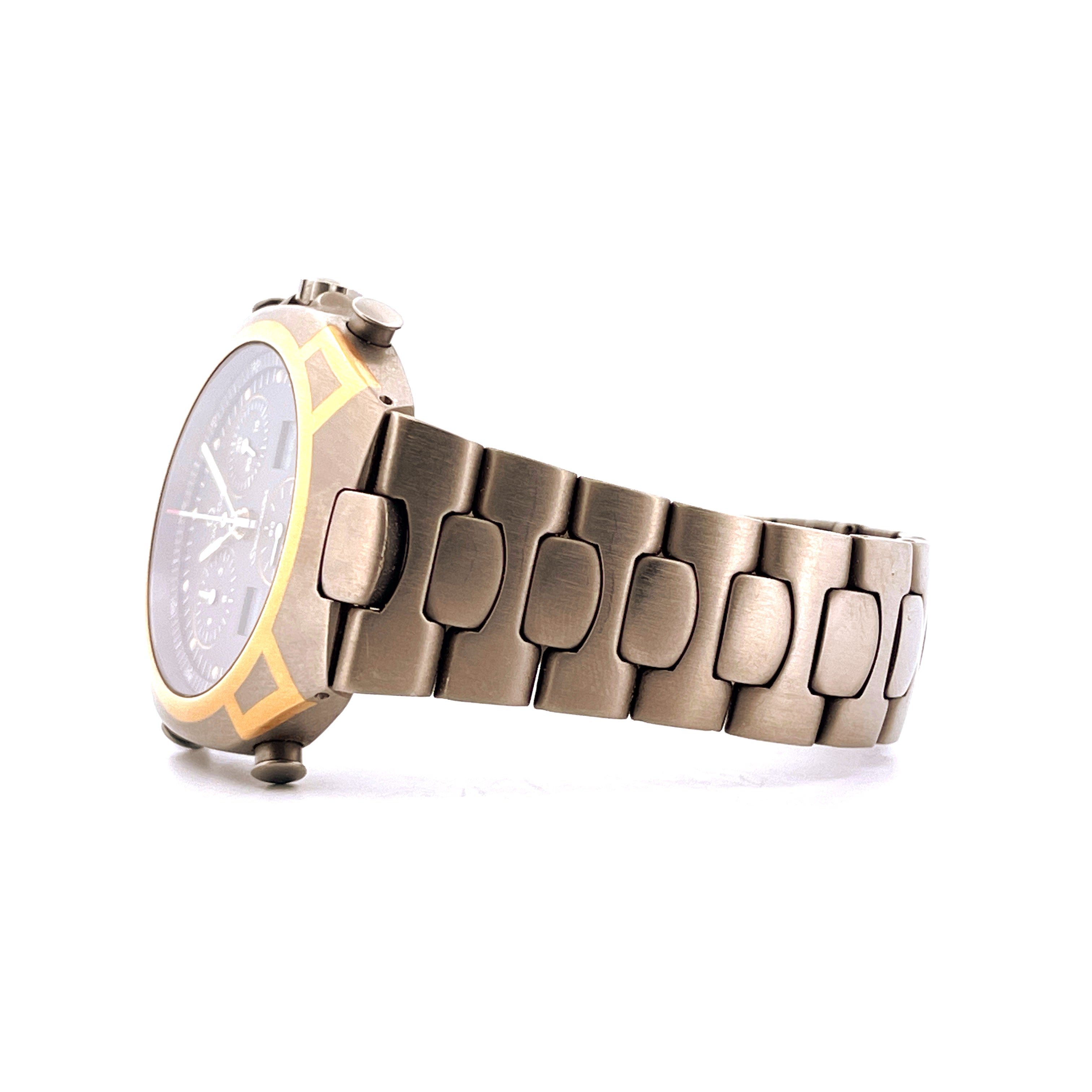 Omega Seamaster Polaris Quarz Uhr mit Stahlgehäuse und Goldapplikationen sowie Gliederarmband