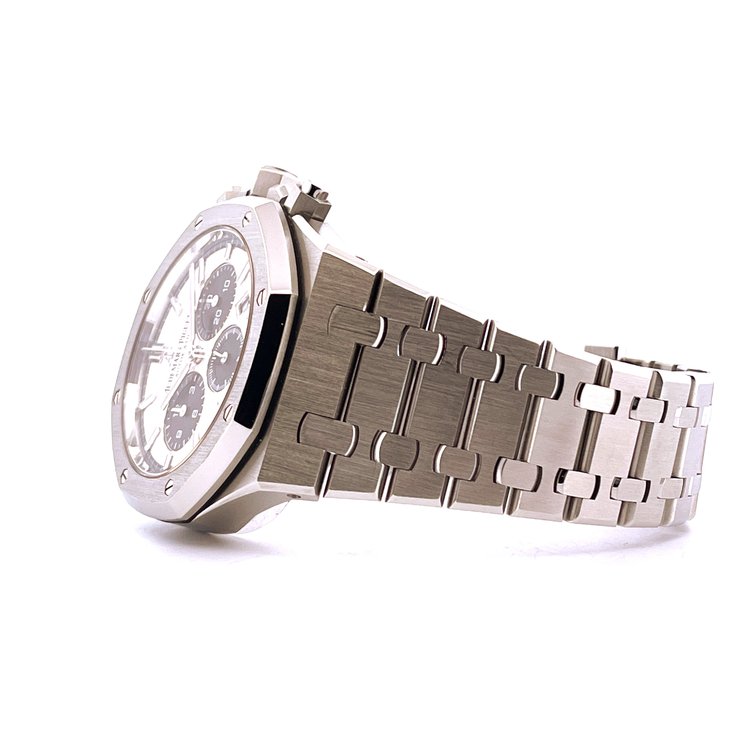 Audemars Piguet Royal Oak Chronograph 41 mm Stahl Gehäuse mit silbernem Zifferblatt und Stahlband