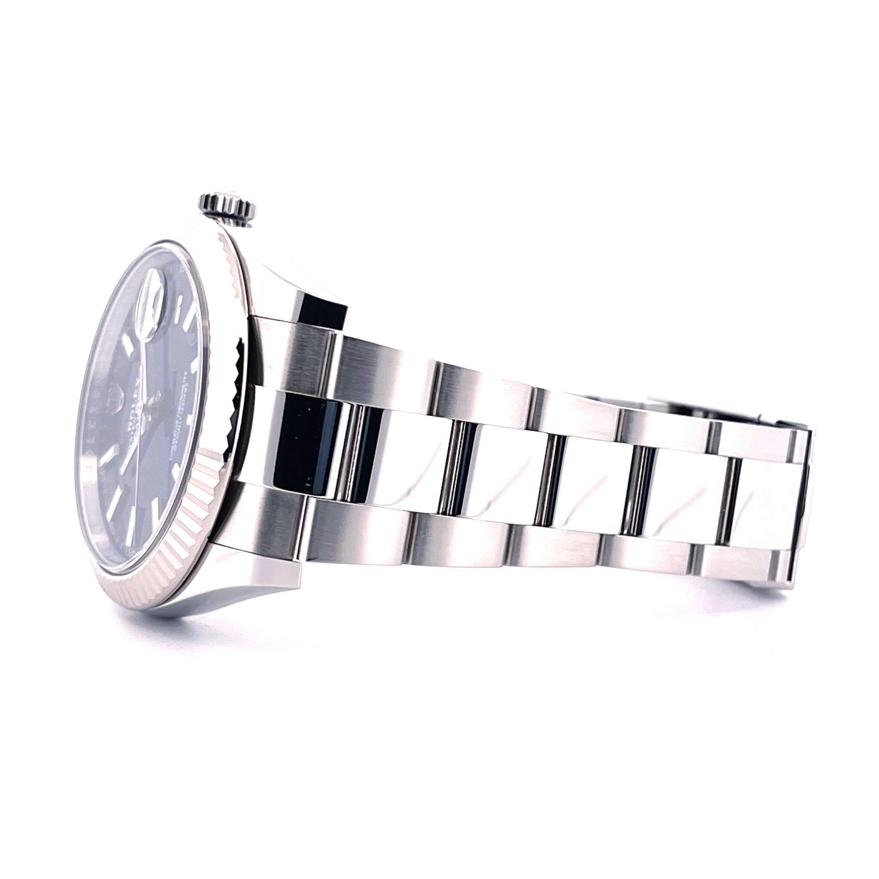 Datejust 41 Blue Dial Jubilee Whitegold Bezel / Box and Papers / 126334 / Very Good Condition / 2022