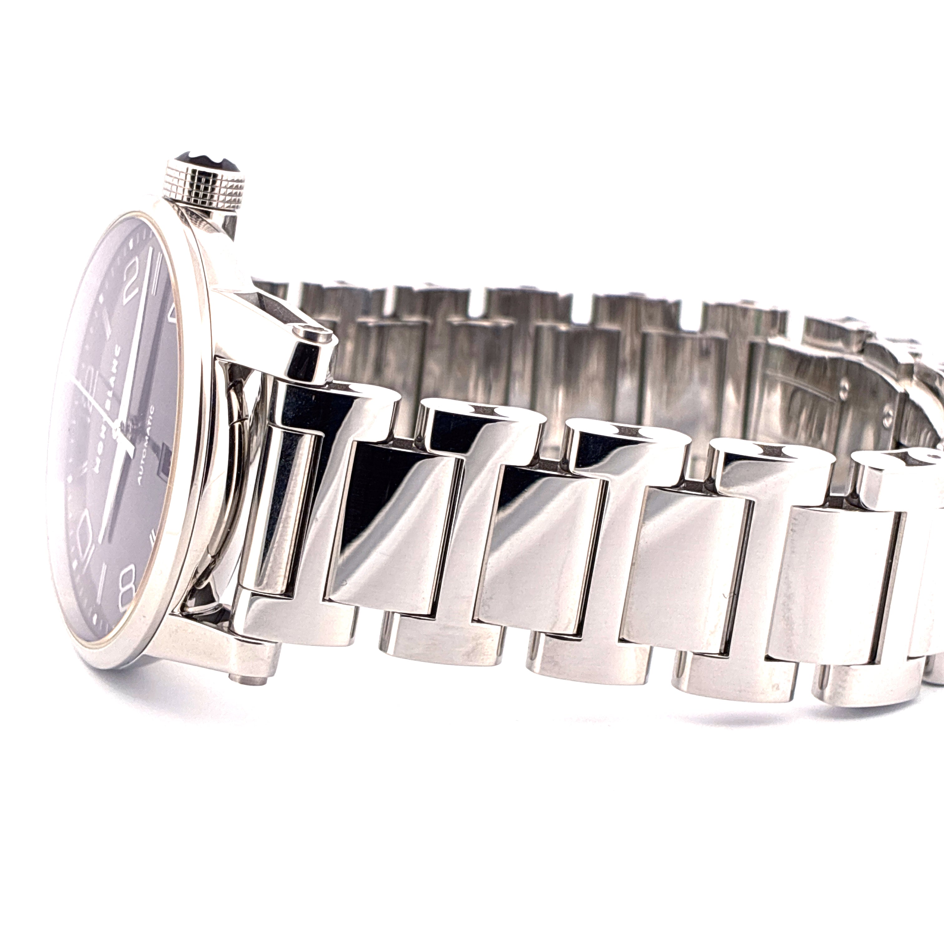 Montblanc Timewalker 39 mm Edelstahl mit schwarzem Zifferblatt und Automatikwerk, Seitenansicht