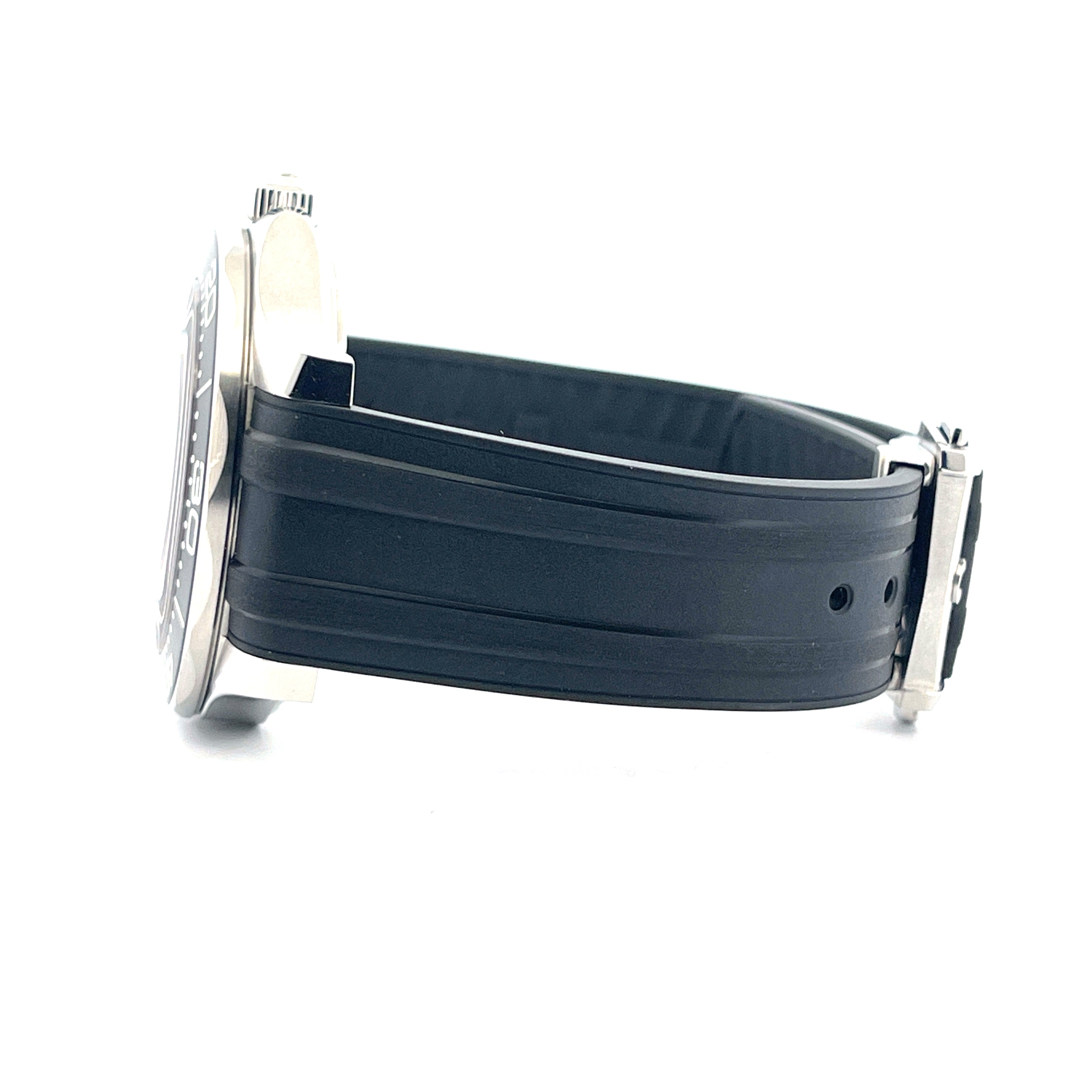 Seamaster Diver 300 No Date / like new / incl Milanaise Bracelet -2025-