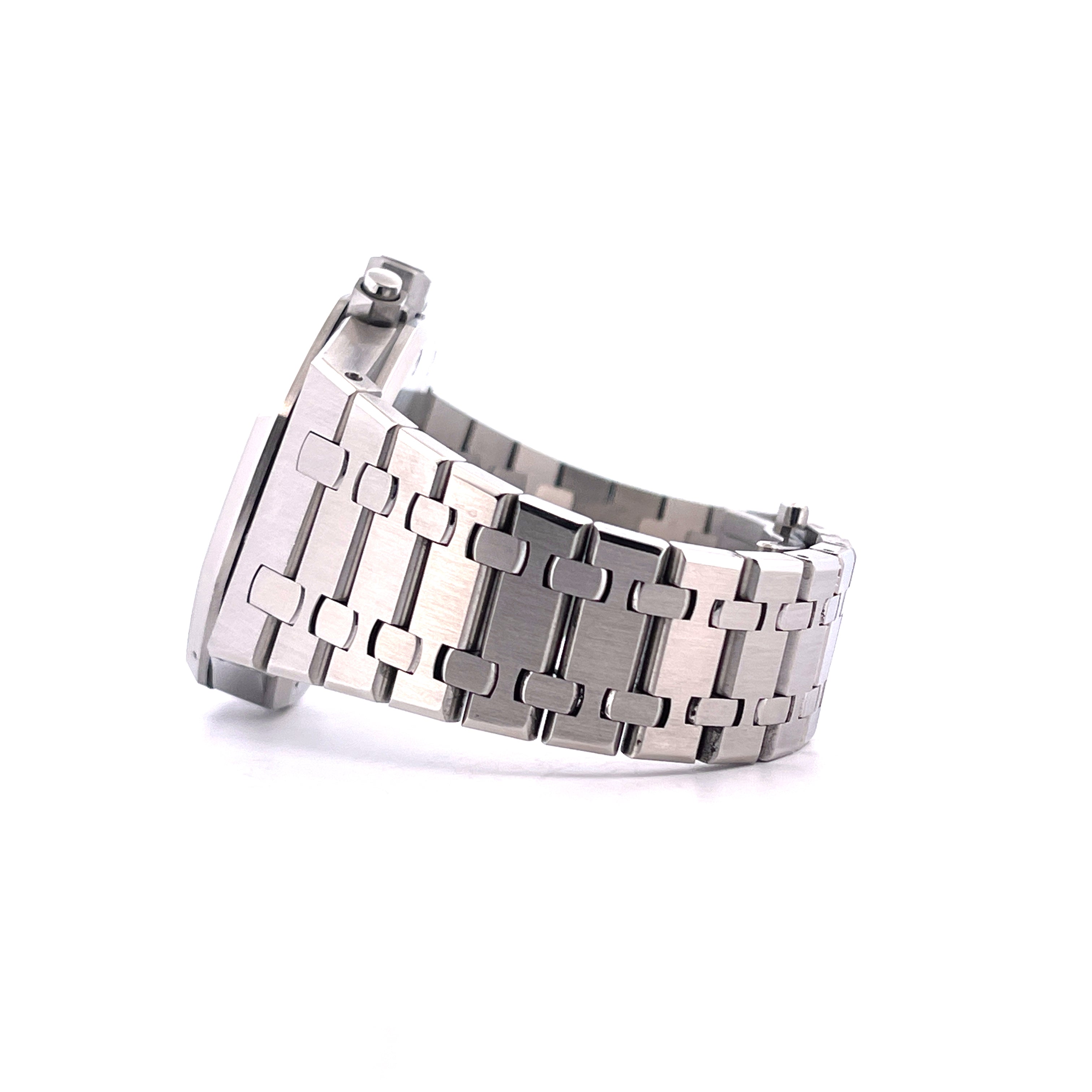 Audemars Piguet Royal Oak Chronograph Blue Dial 26331ST / Unpolished / Blue / 2019