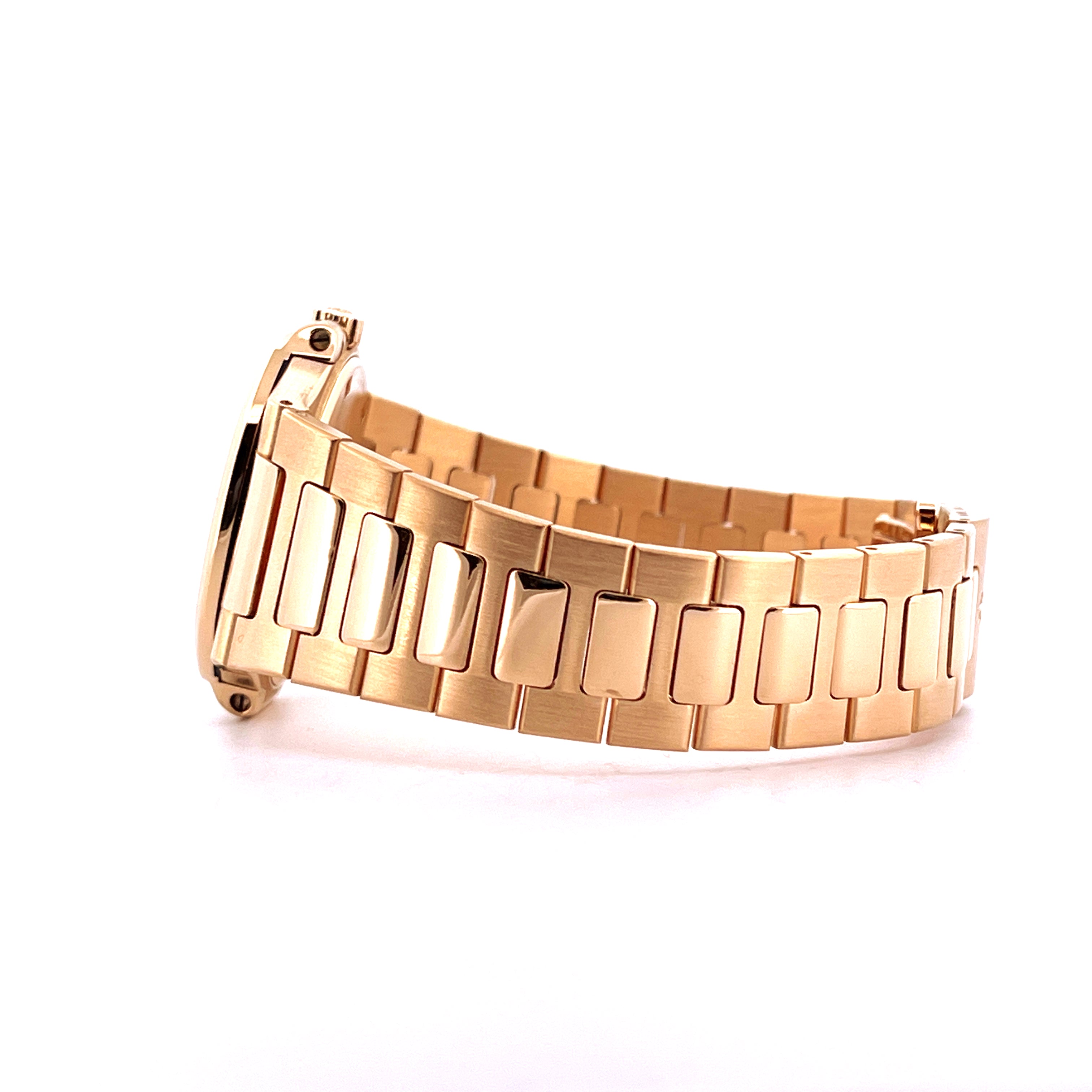 Patek Philippe Nautilus Lady 7010 Roségold, Seitenansicht des Roségoldarmbands mit polierten und gebürsteten Elementen