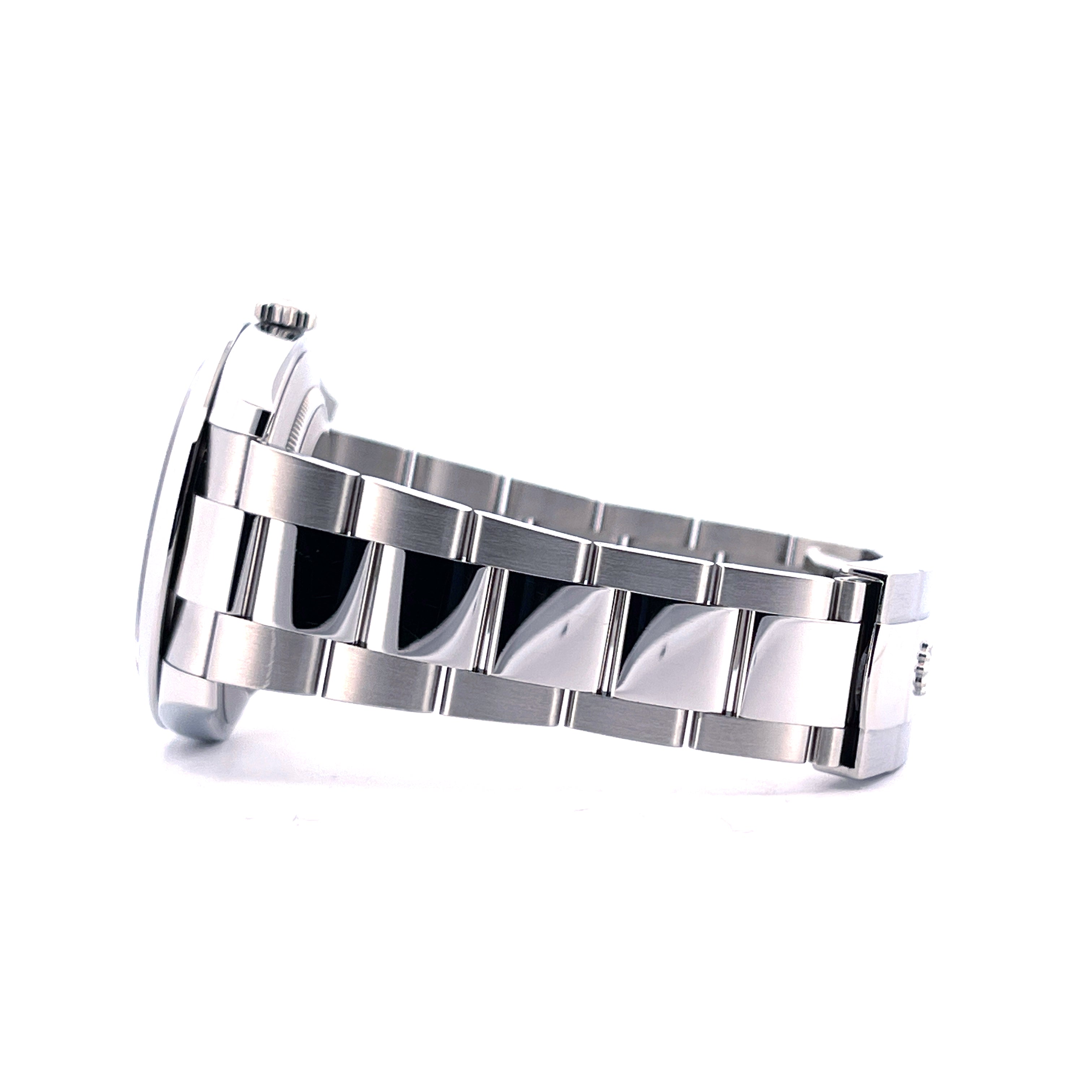 Rolex Datejust 41 Edelstahl-Armband in Seitenansicht auf weißem Hintergrund