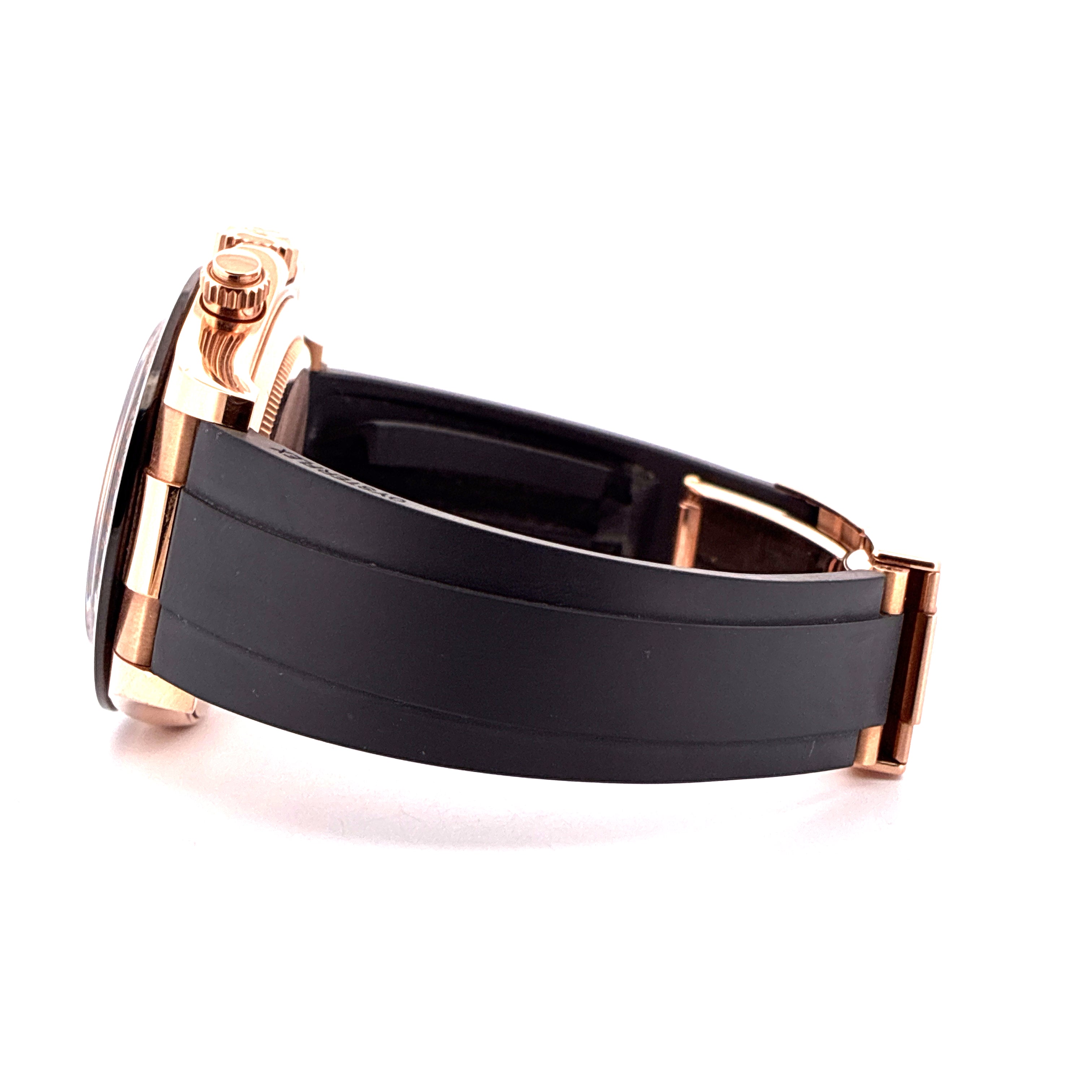 Rolex Daytona Oysterflex Roségold mit schwarzem Band von der Seite, Detailaufnahme