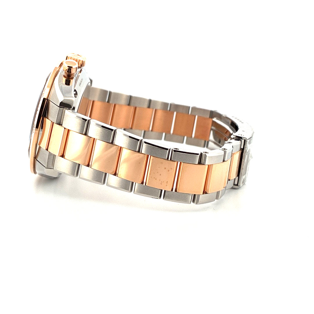 Zenith Chronomaster Sport Bicolor Roségold, Seitenansicht des Edelstahl-Roségold-Armbands