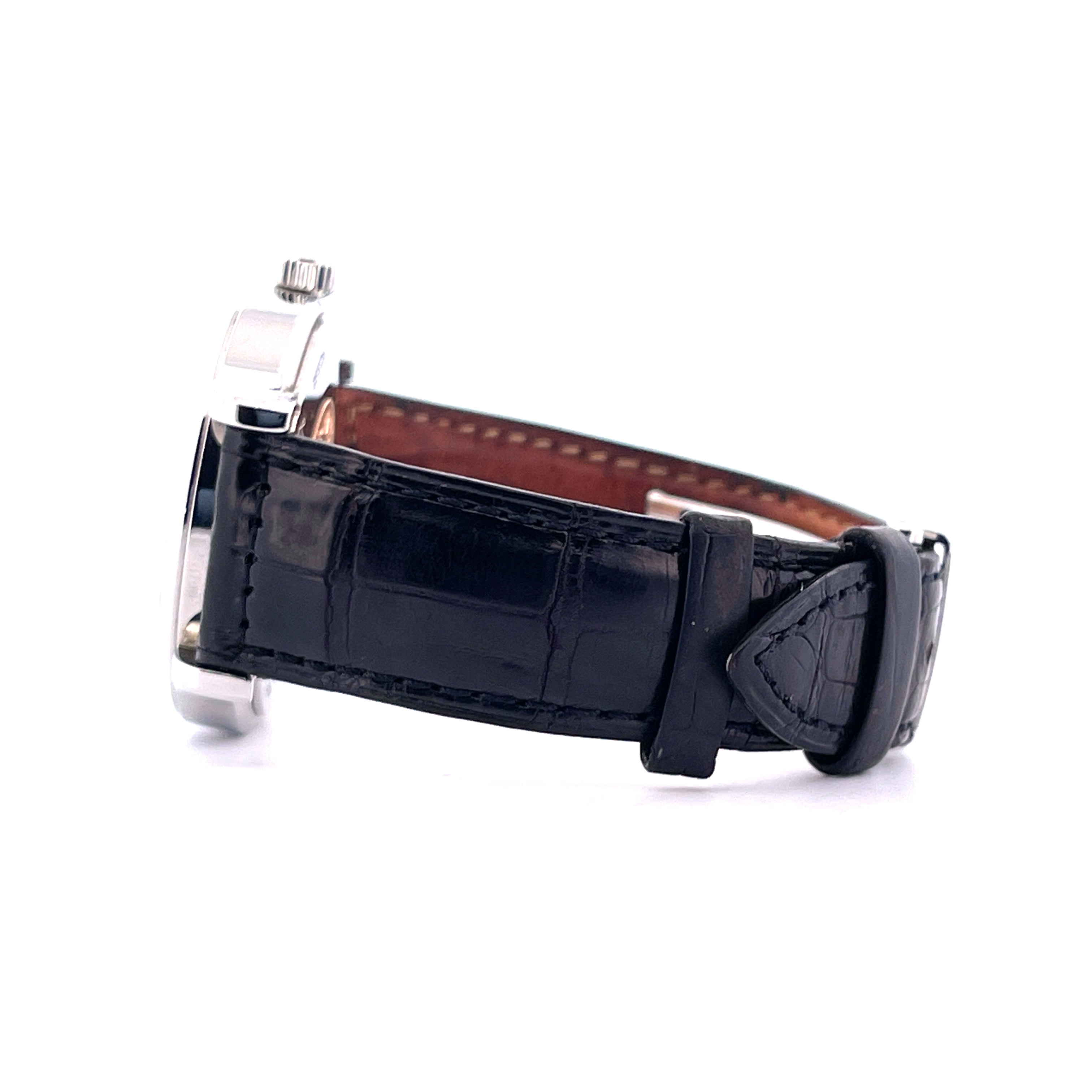 Jaeger LeCoultre Master Geographic 38mm (2005) von der Seite mit schwarzem Krokodillederarmband