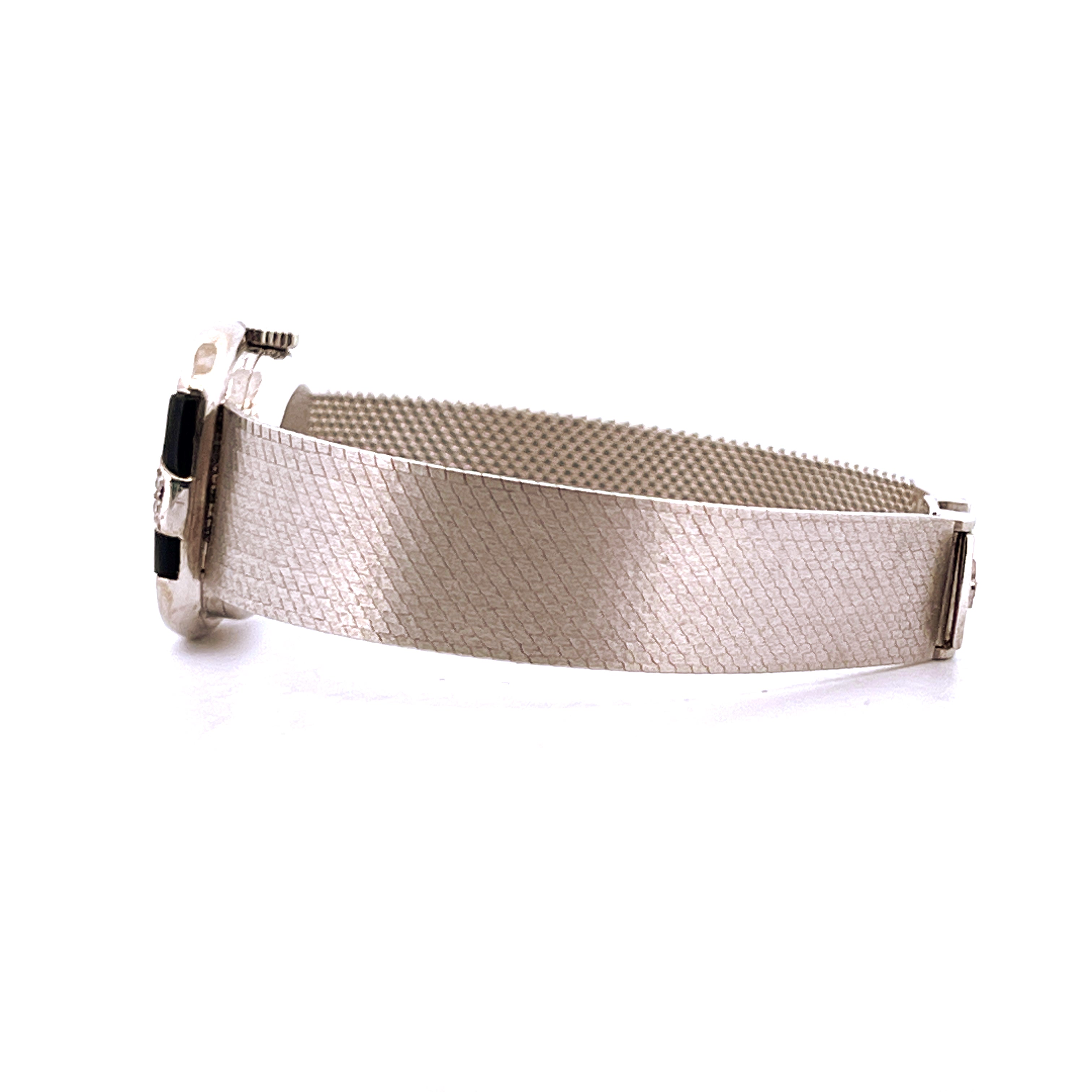Chopard Classic Weißgold-Armbanduhr, Seitenansicht mit feiner Textur und Mesh-Band
