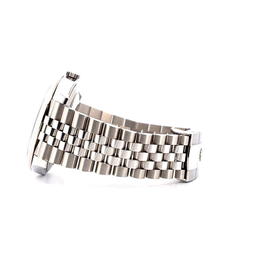 Rolex Datejust 41 aus Edelstahl im Seitenprofil mit charakteristischem Jubilé-Armband