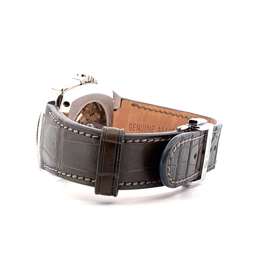 Tutima Saxon One Chronograph Automatik mit braunem Lederarmband und Stahlschließe