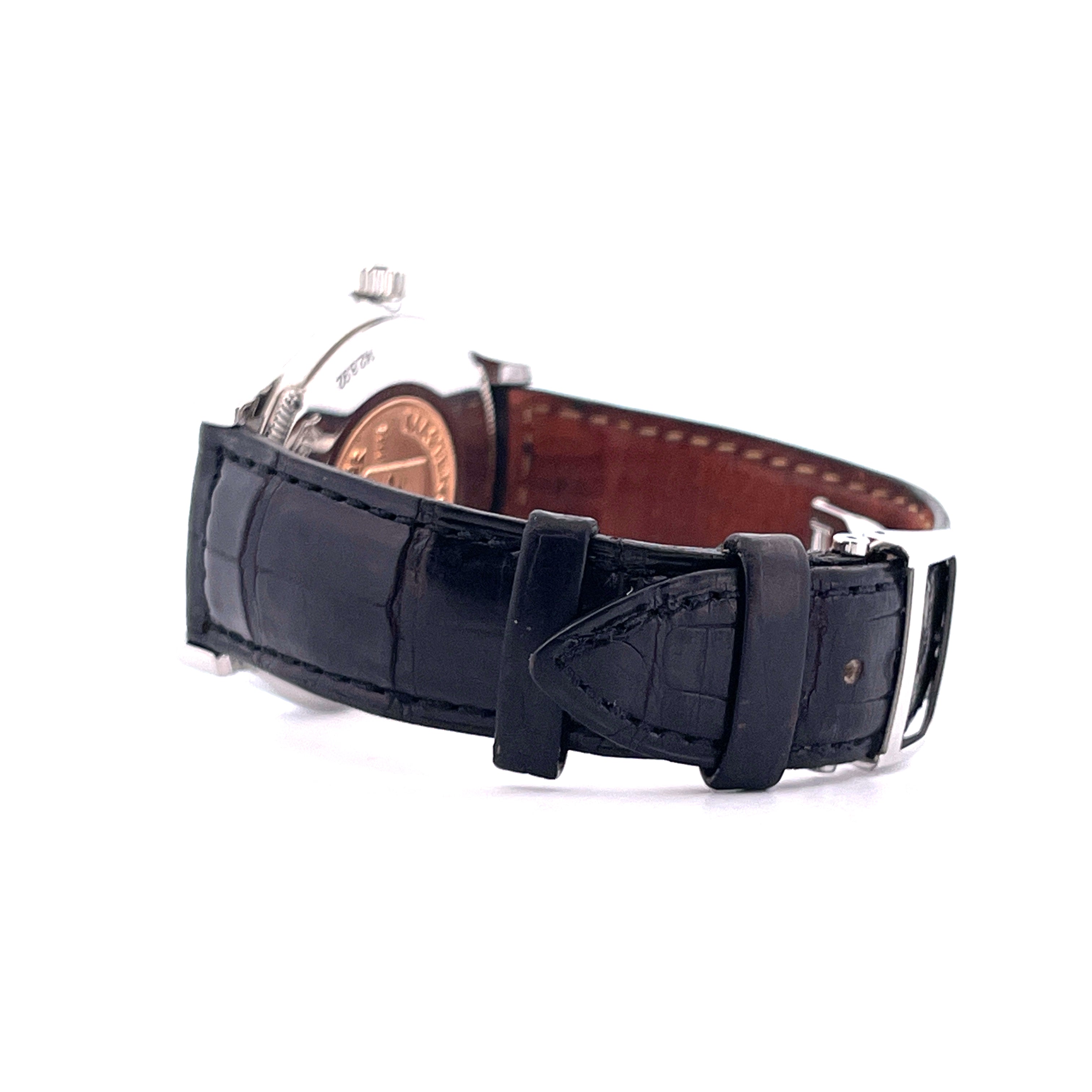 Jaeger LeCoultre Master Geographic 38mm von der Seite mit schwarzem Kroko-Lederarmband und Edelstahlschließe