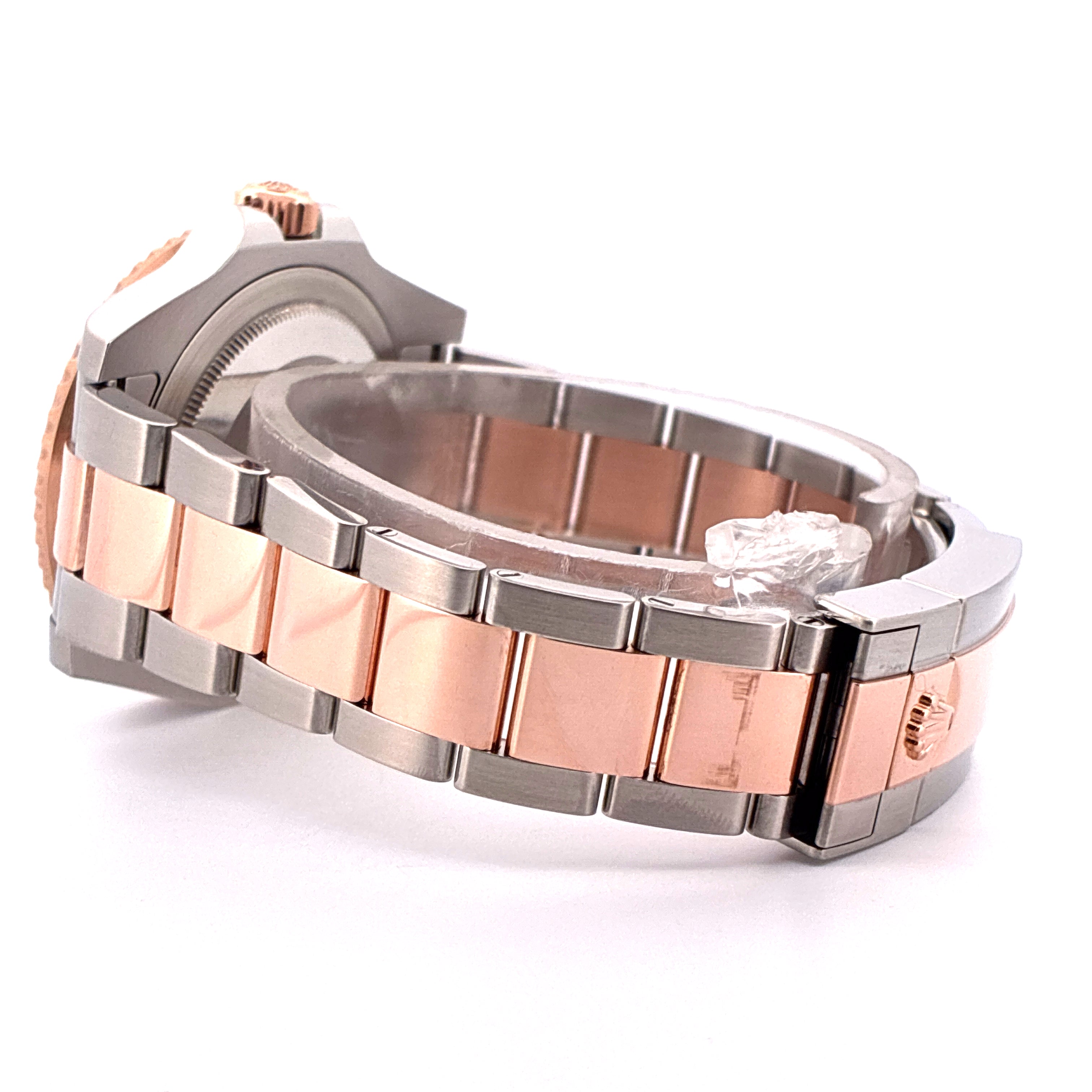 Rolex Rootbeer 40 mm Stahl-Gold-Kombination mit braunem Zifferblatt und Armband im Detail