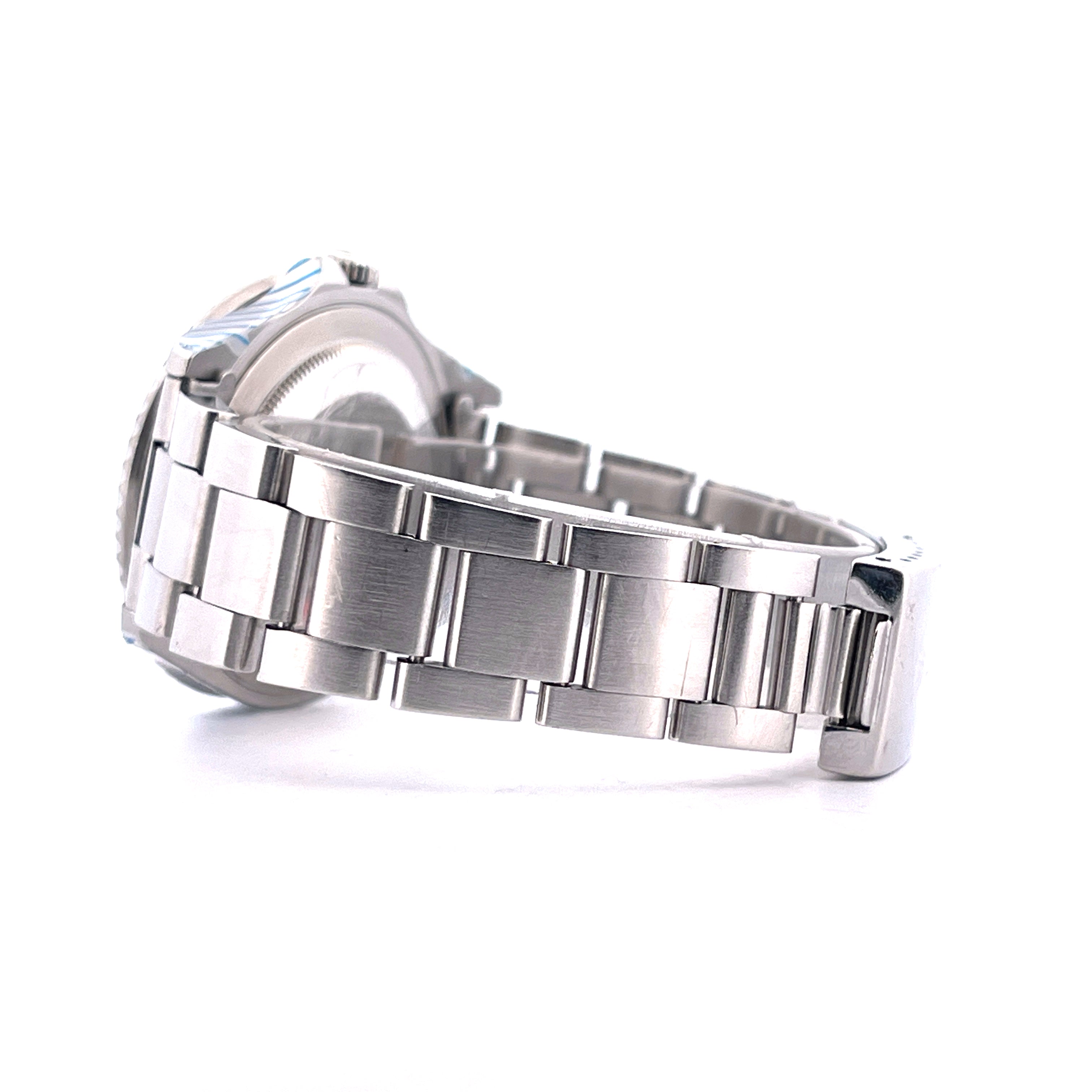 Rolex GMT-Master Pepsi 16700 Stahlarmband von der Seite mit weißem Hintergrund