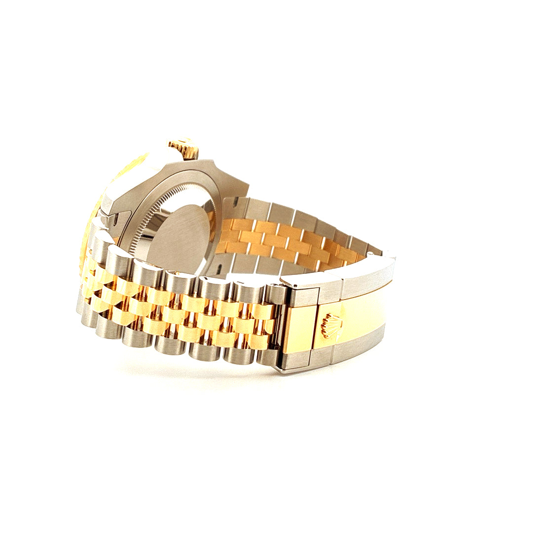 Rolex GMT-Master II Stahl/Gelbgold Seitenansicht des Armbands und Gehäuses