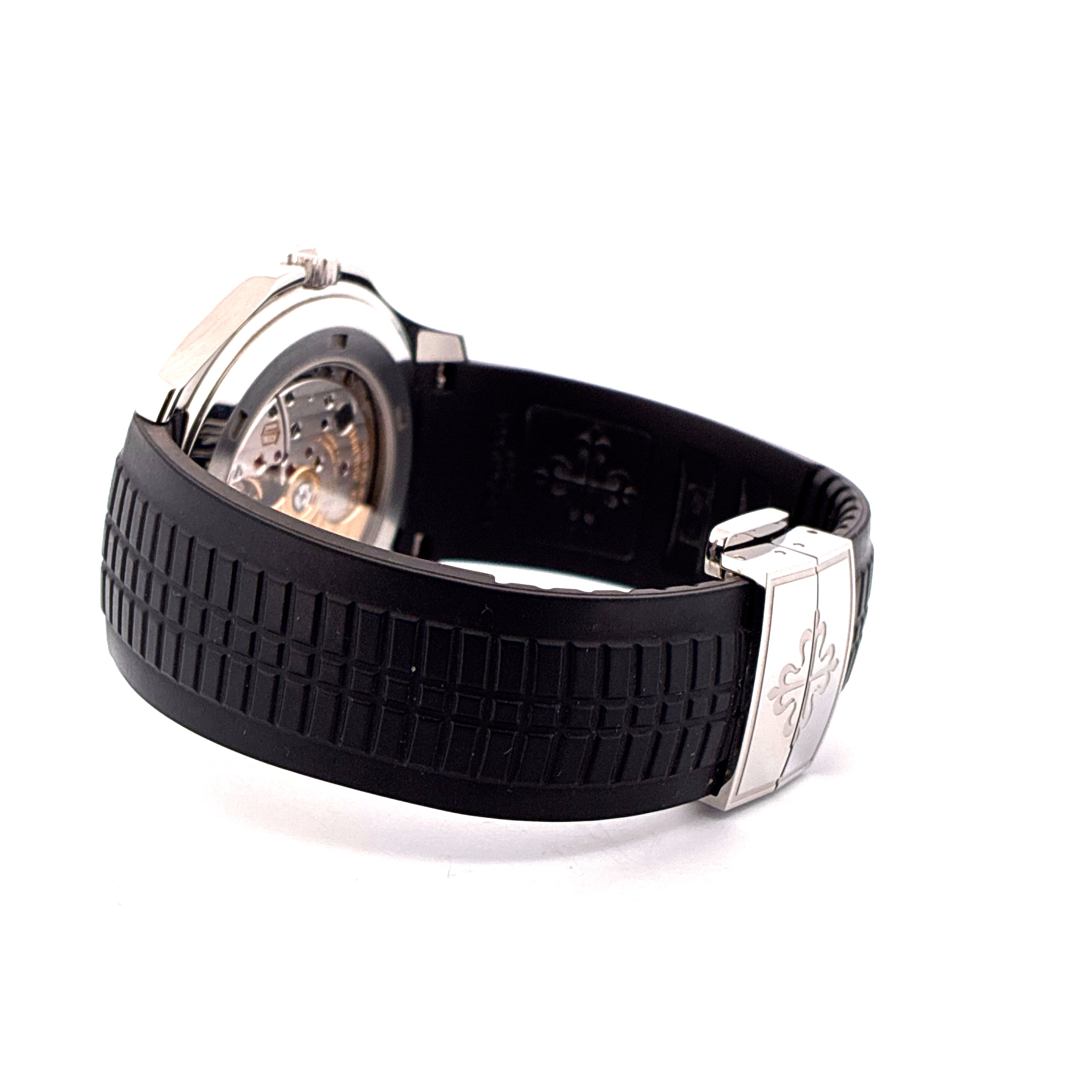 Aquanaut / Black Dial / Rubber Strap / Original Invoice / Full-Set 2025