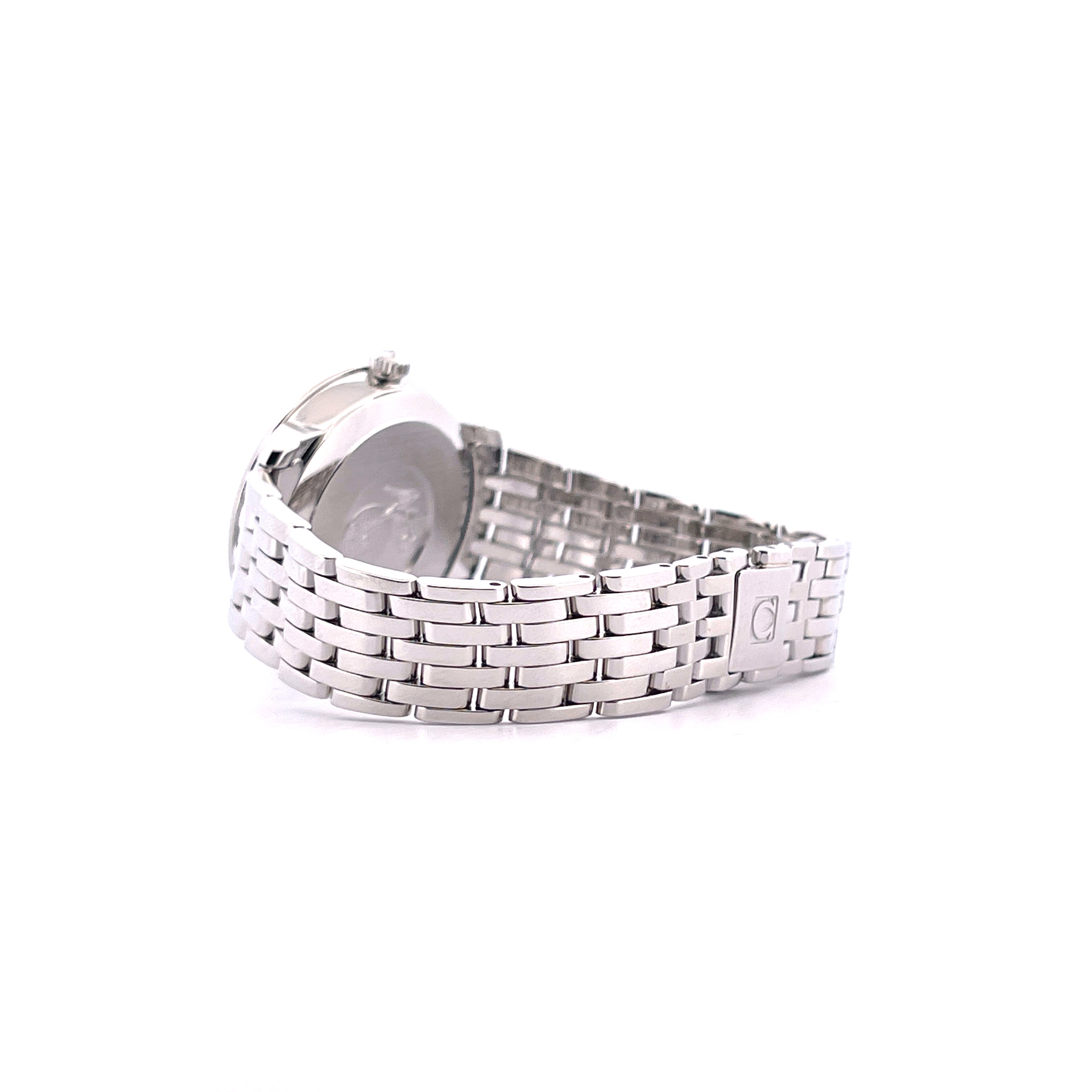 Omega De Ville Prestige Lady Silver: Seitenansicht mit poliertem Stahlarmband und markanter Schließe