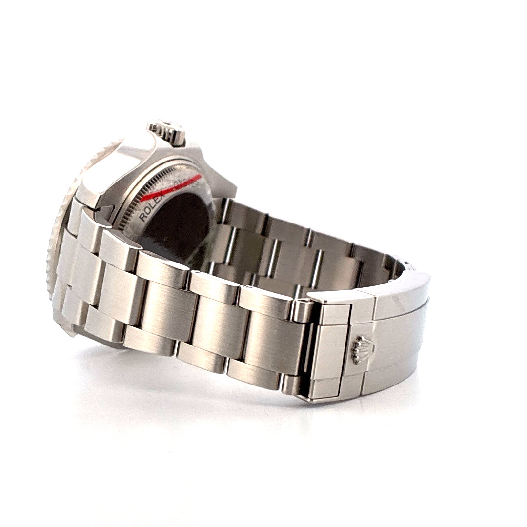 Rolex Sea-Dweller Deepsea Stahl-Automatik von 2008 mit mattem Stahlarmband auf weißem Hintergrund