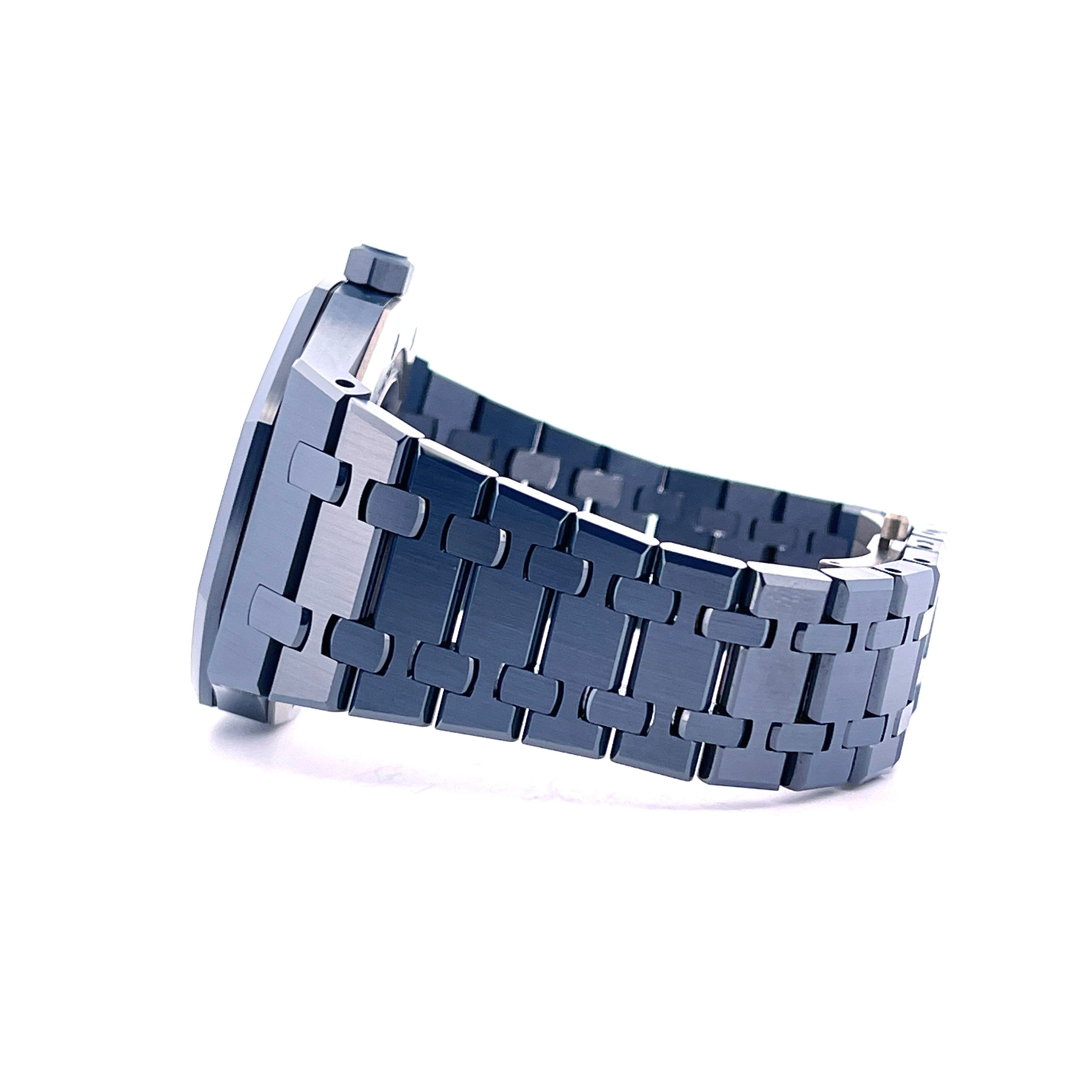 Royal Oak Blue Ceramic Double Balance Wheel Openworked / Bleu Nuit Nuage / Perfect Condition / Full Set / All Links / In Stock / Germany 2025